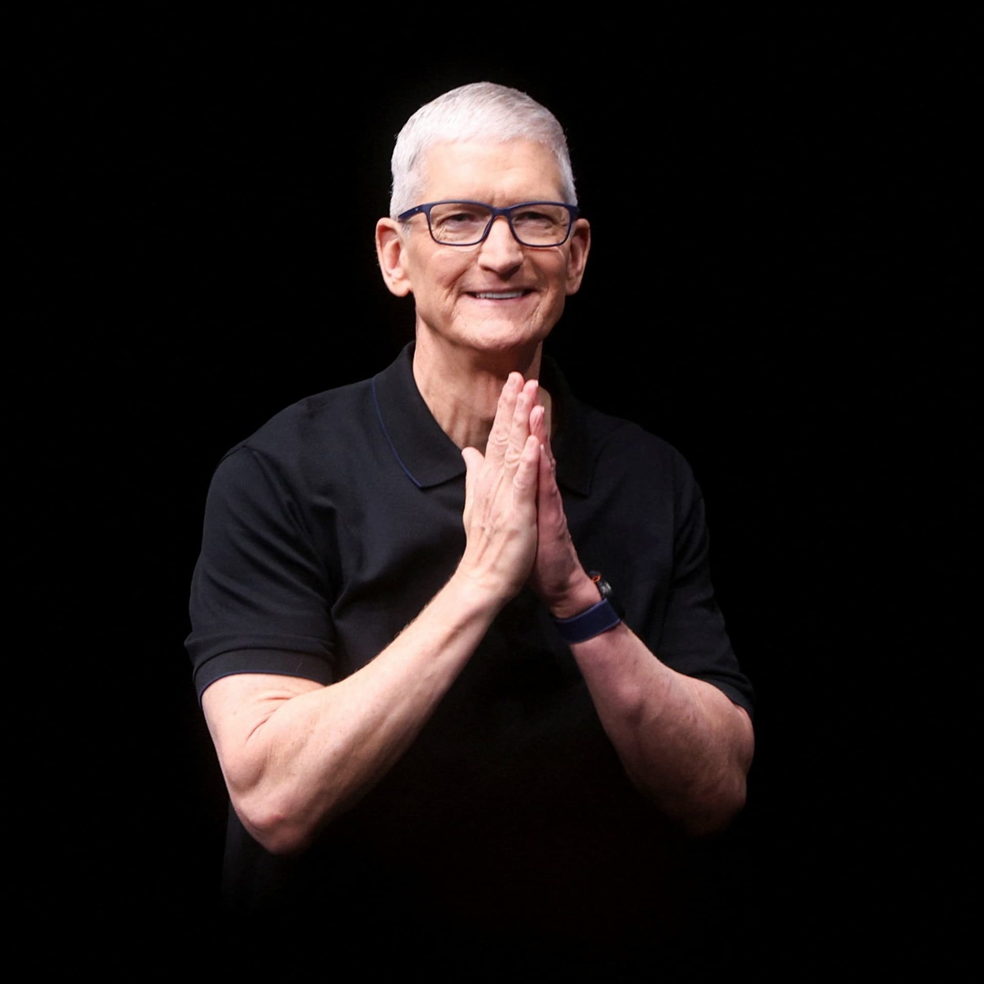 Can Apple cut ties with China? - The Global Story cover