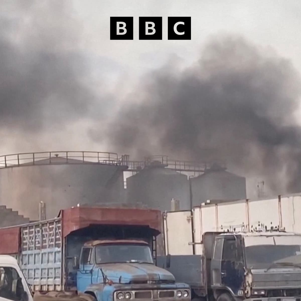 Saudi Arabia bombs Yemeni port over alleged UAE weapons - Global News Podcast cover