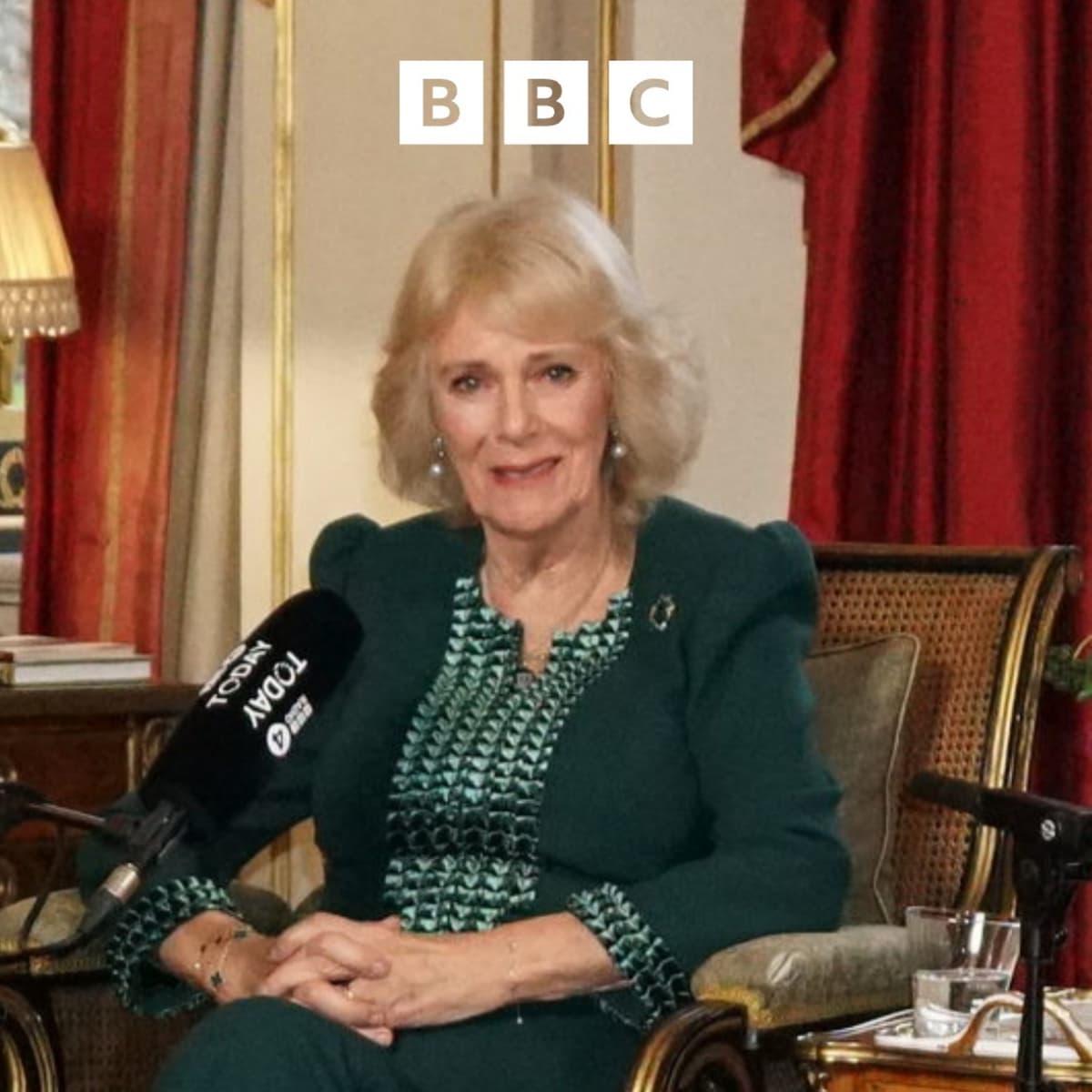 Queen: I was assaulted on train - Global News Podcast cover