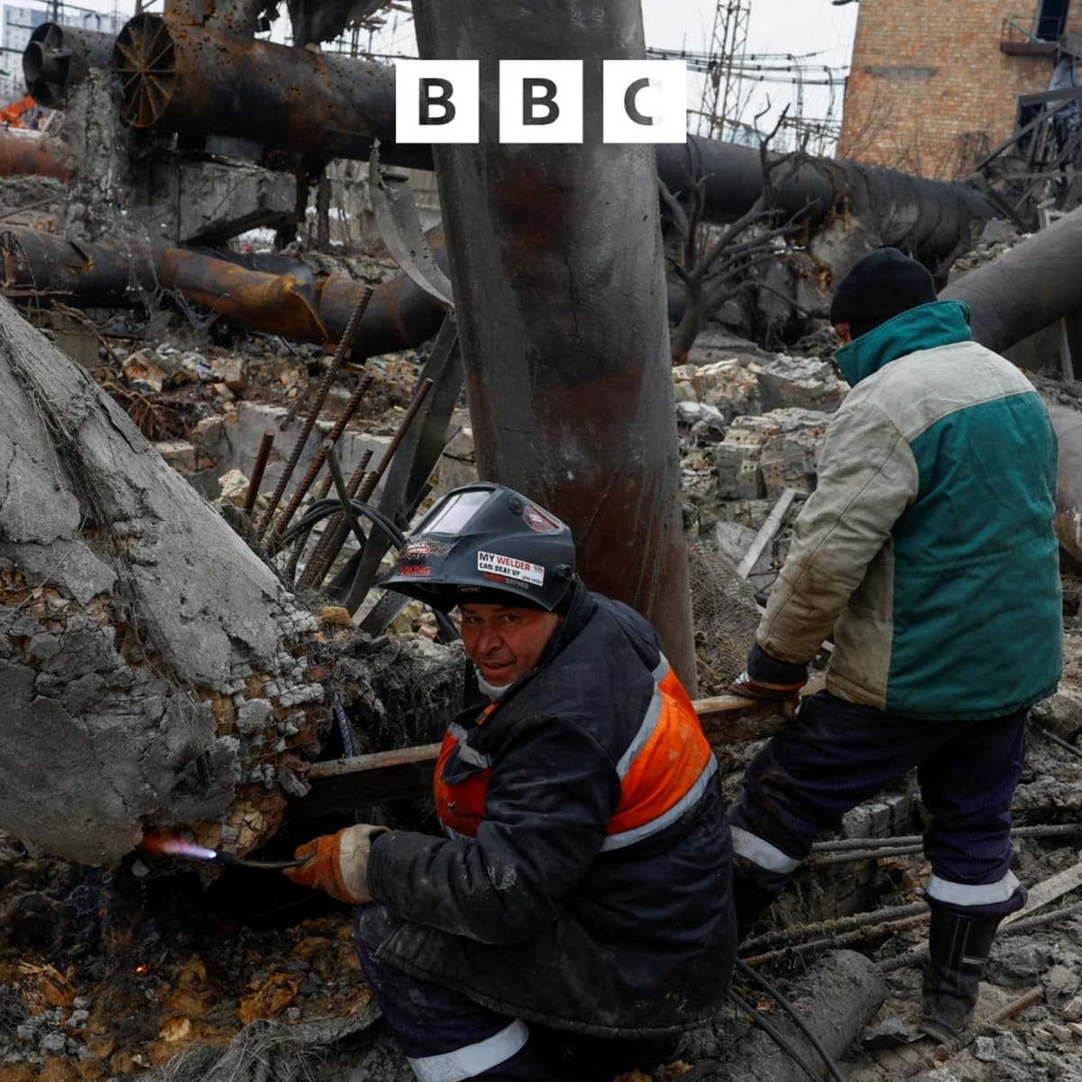 Russia continues bombing as peace talks with Ukraine begin - Global News Podcast cover