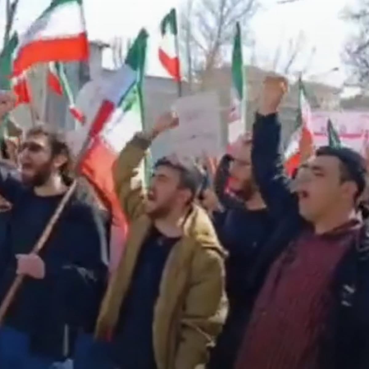 First large protests in Iran since deadly crackdown - Global News Podcast cover