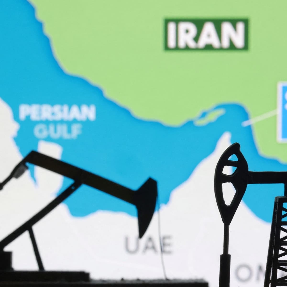 US Congress receives classified briefing on war with Iran - Global News Podcast cover