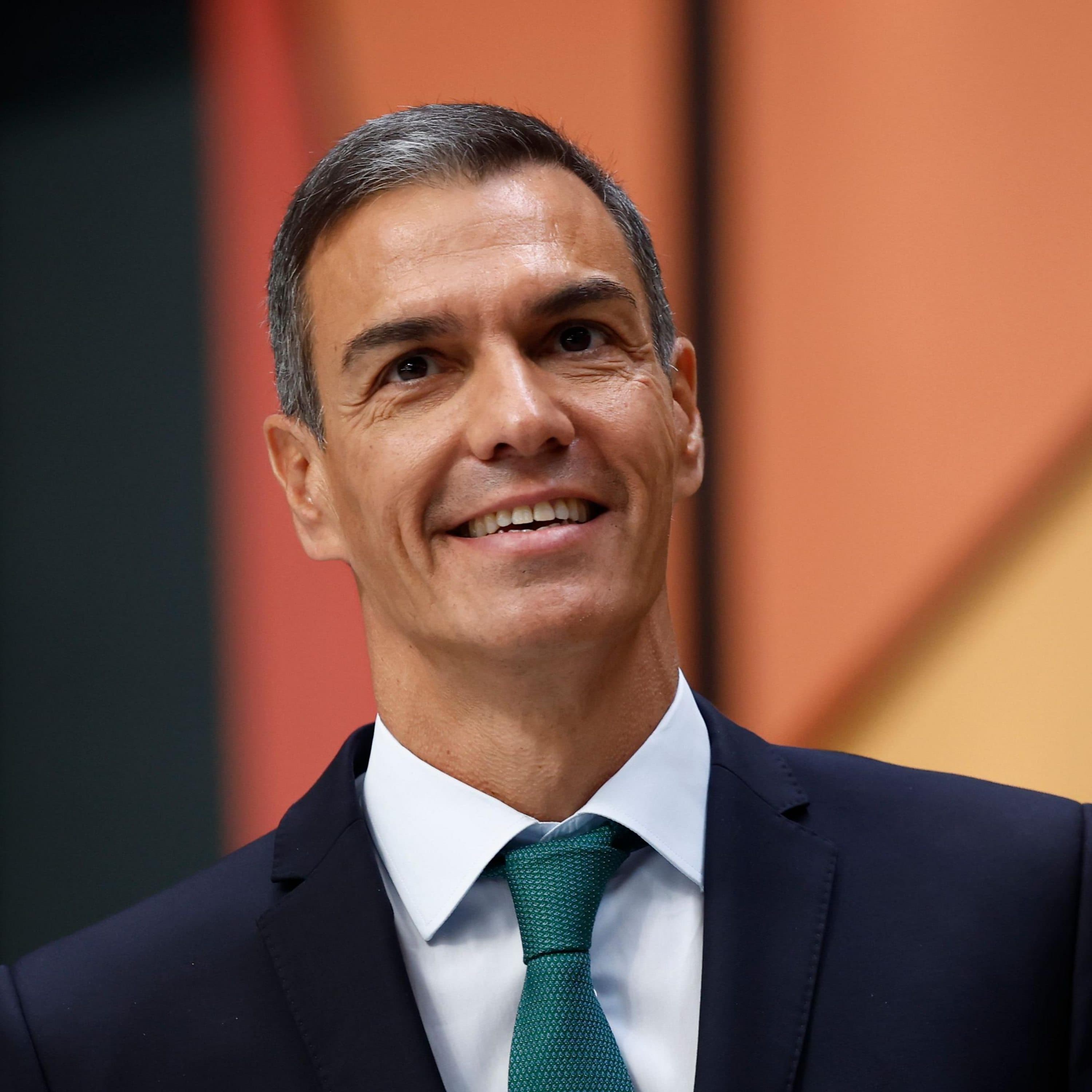 Spain stands up to Trump - The Global Story cover