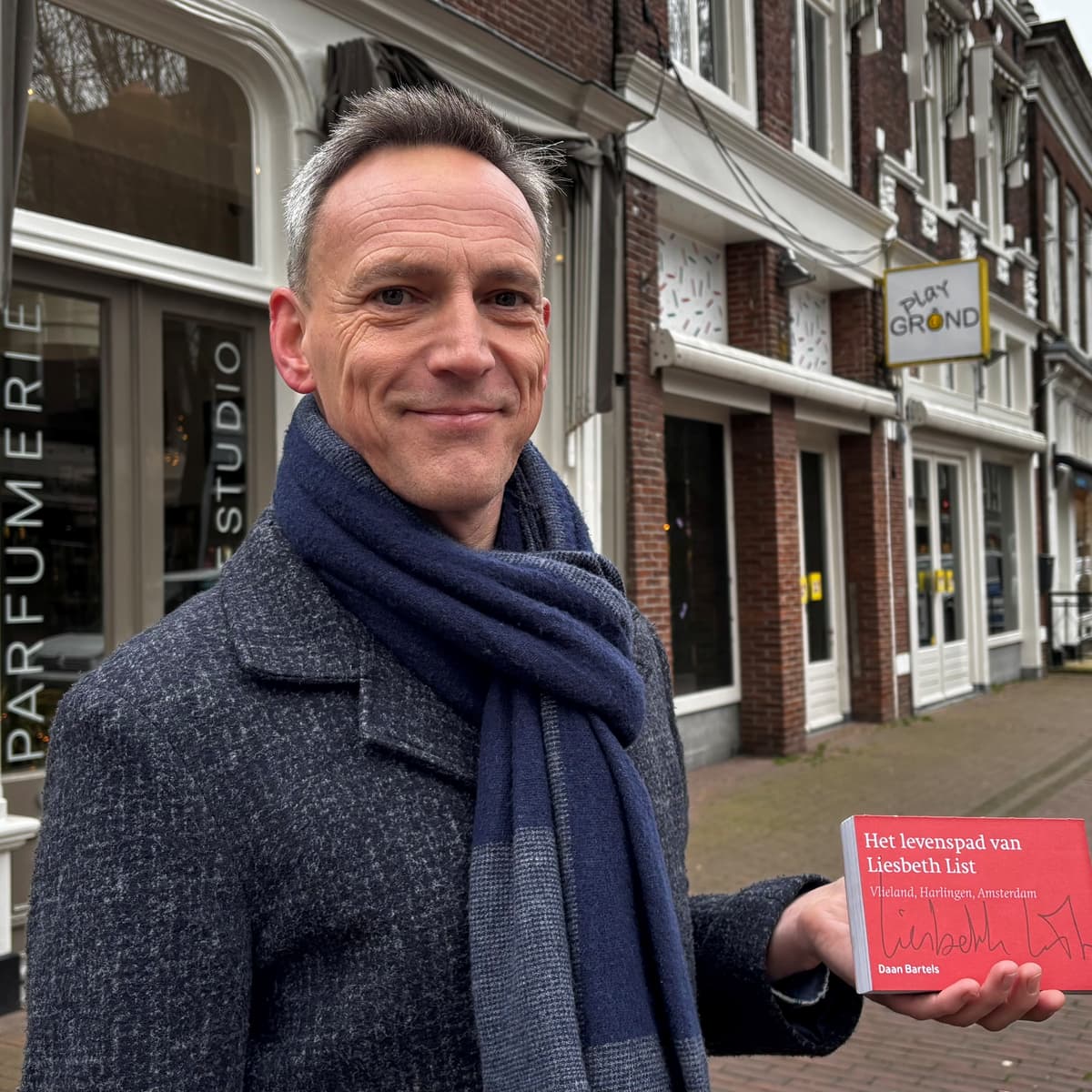 Yn de fuotprinten fan Liesbeth List troch Harns - Buro de Vries (Podcast) cover