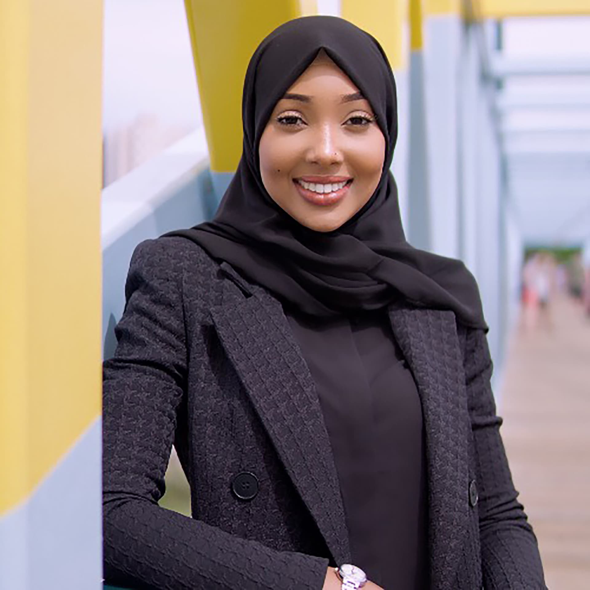 Kowsar Mohamed - 5 Plain Questions cover