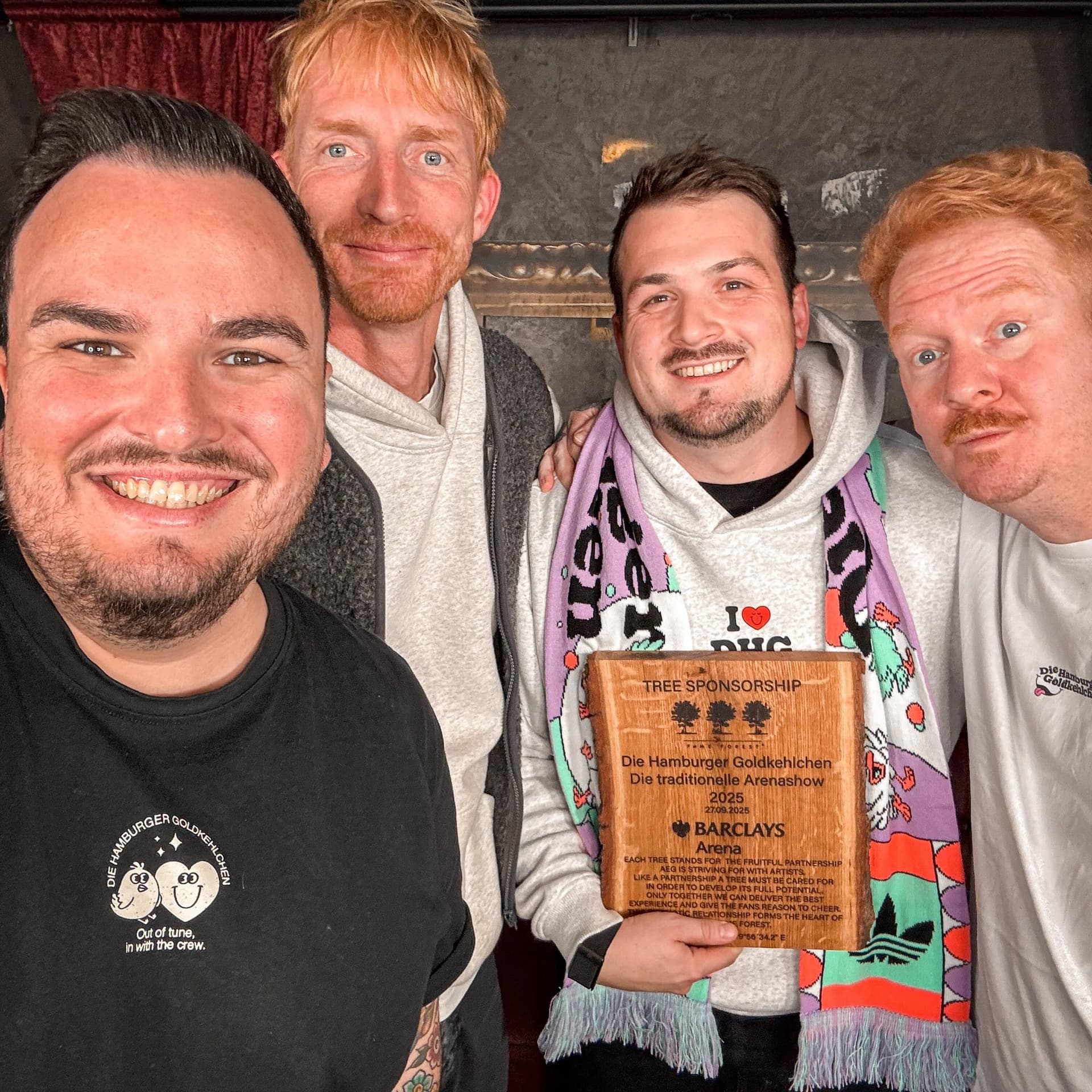 Folge 74: Goldkehlchen in der Arena - BTS mit Markus & Youngblood (Die Hamburger Goldkehlchen) — Doktor & Lex cover