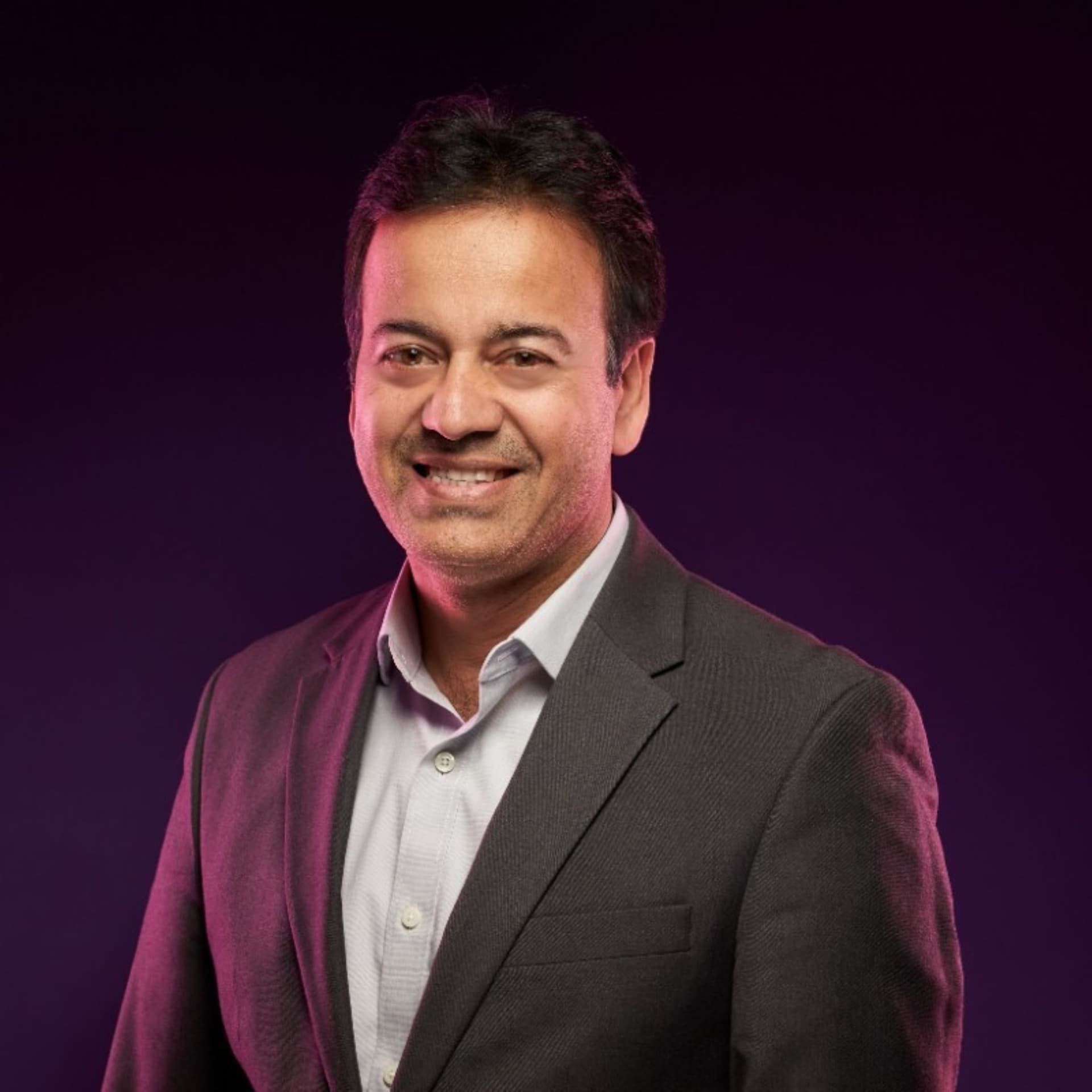 1167: CFO Leadership at Venture Inflection Points | Intekhab Nazeer, CFO, Lineaje — CFO THOUGHT LEADER cover