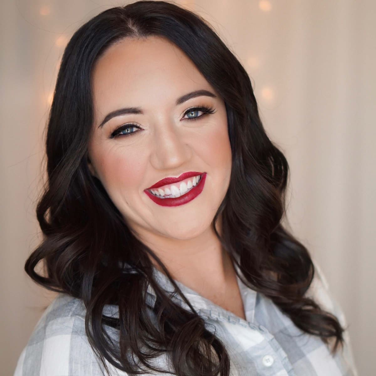 Livlyhood Episode #13: Dealing with a Difficult Boss - Livlyhood: The Podcast for Women Who Work cover