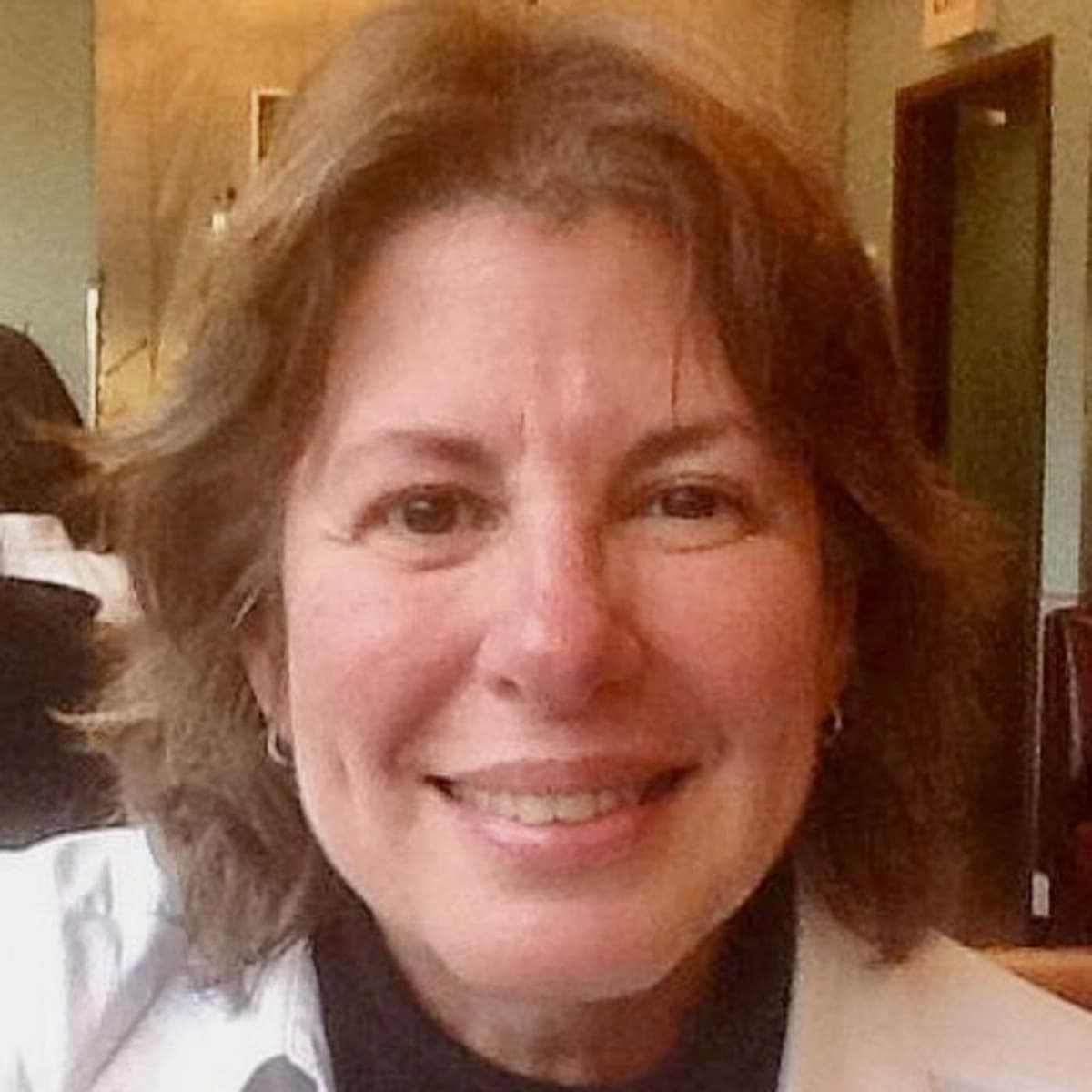 Close Up Radio Spotlights Felice Tilin of GroupWorks Global Consulting LLC - Close Up Radio cover