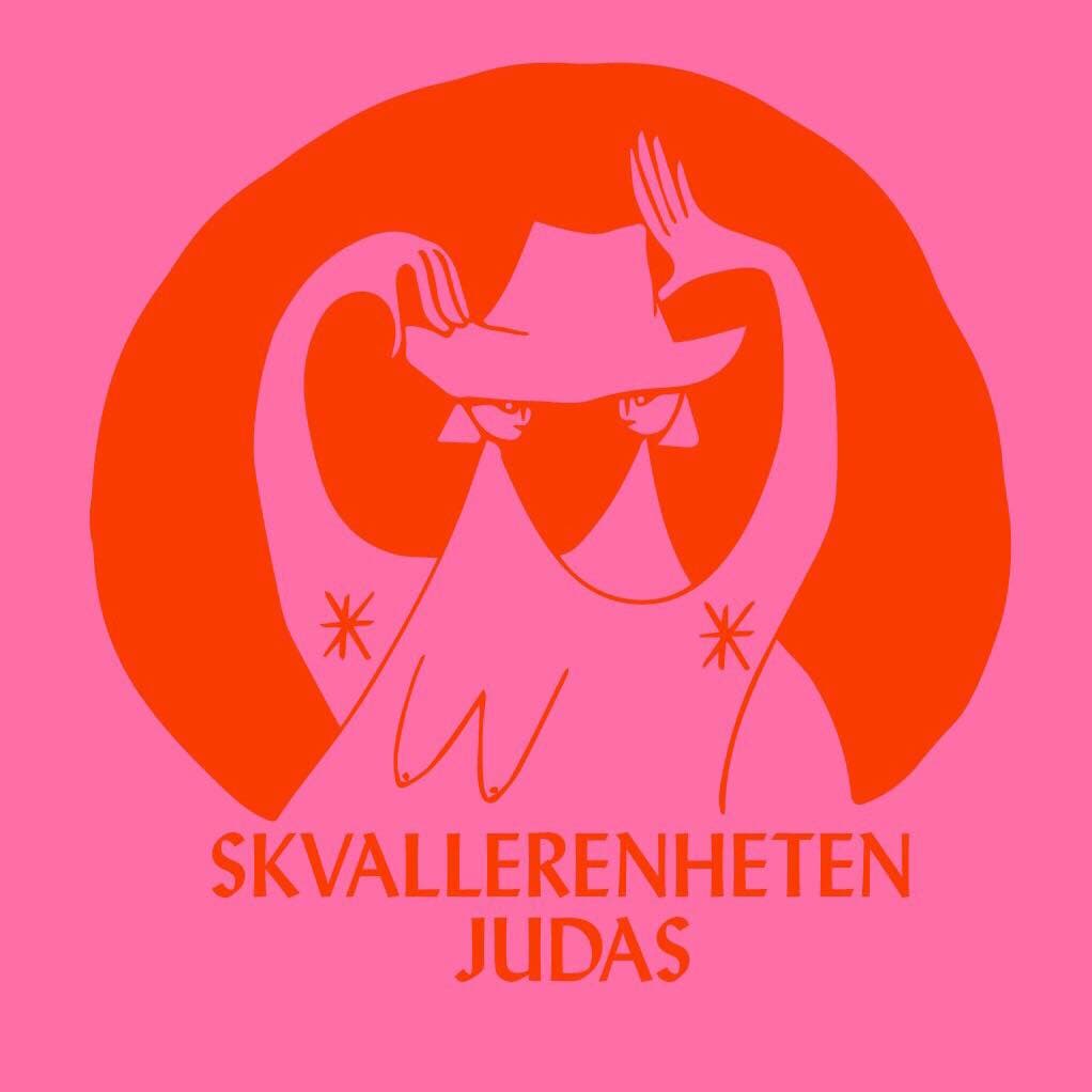 Gravida kvinnor på promenad i höstcrisp - Skvallerenheten Judas cover