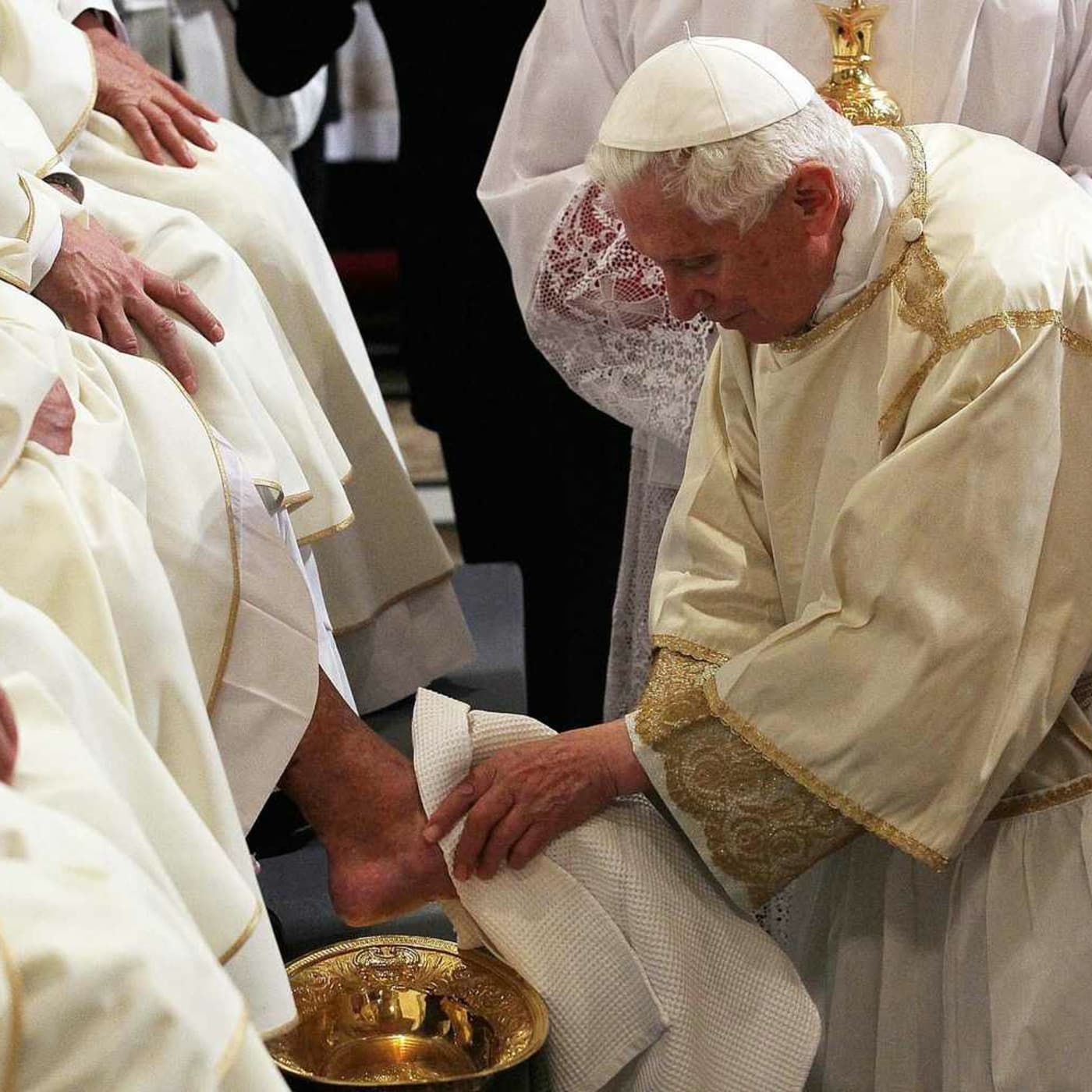 Episode 277: The Eucharist - Refuge of Love - Fr. Jim's Weekly Homily cover