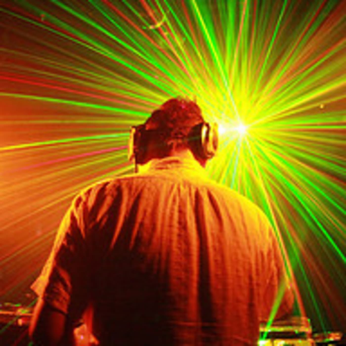 Episode 28: Evolution of Techno - Music in a Digital World cover