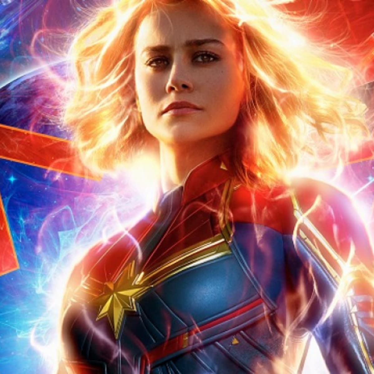 Movie Review - Captain Marvel - Look Up in The Sky cover
