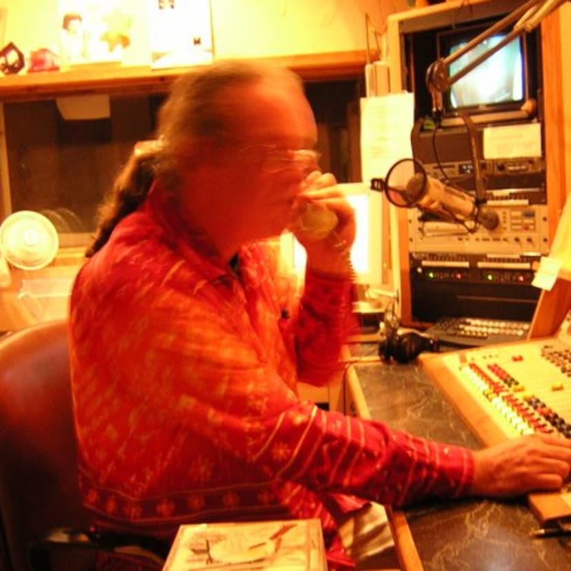 tiki cha cha club cover