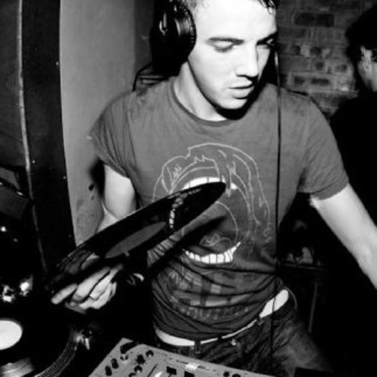 Palooza Podcasts EP 2 'Loz Contreras' - Palooza Podcast cover