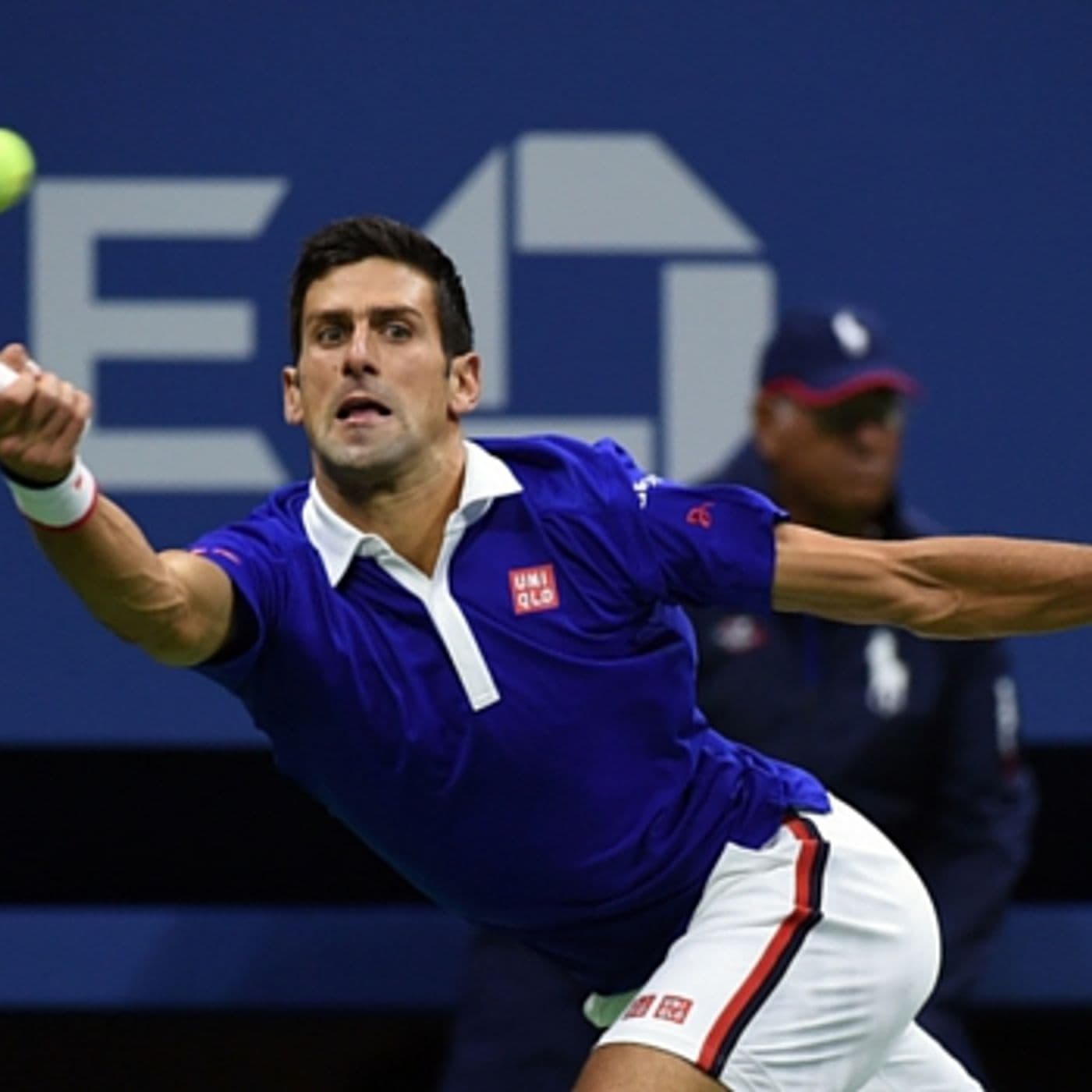 Djokovic takes 2 sets to 1 lead over Federer - 2015 US Open Podcasts cover