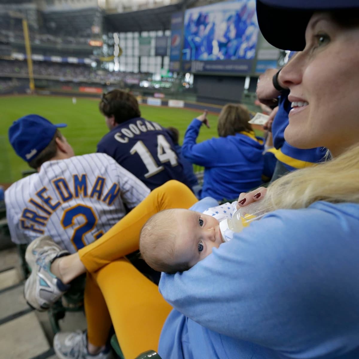 It's beginning to look a lot like baseball - Archive: Behind the Headlines cover