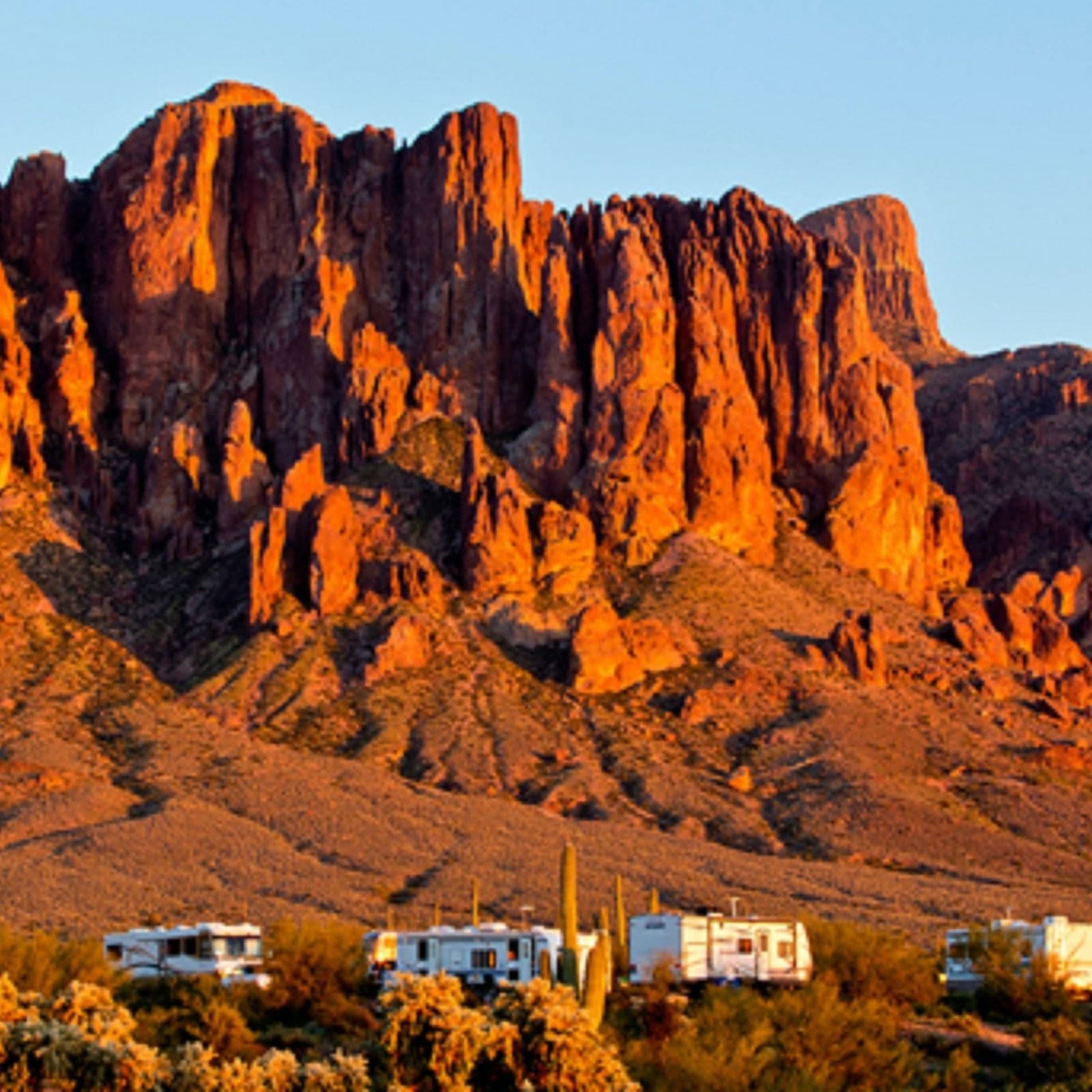 320 Superstition Mountains - Hillbilly Horror Stories Paranormal Podcast cover