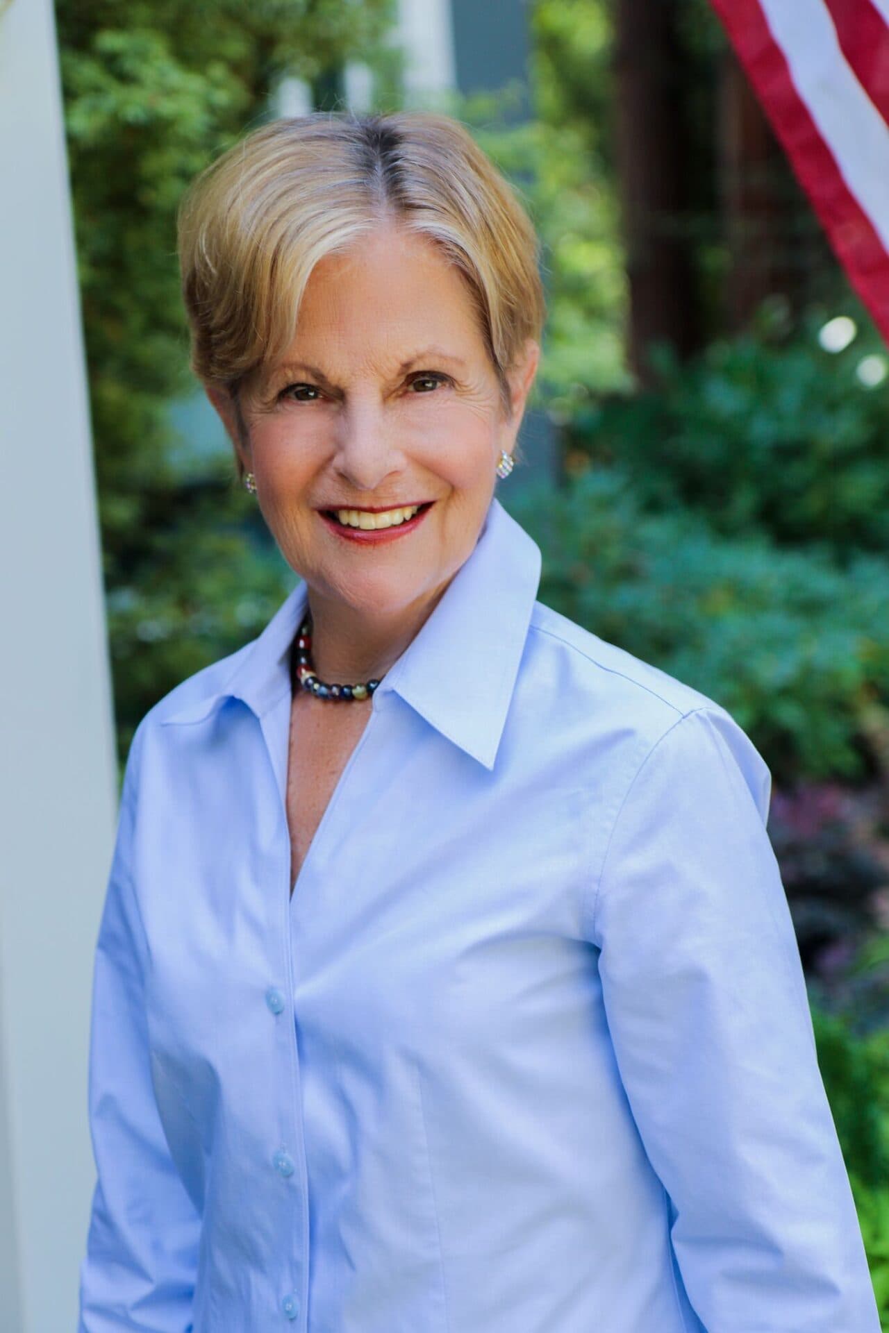 Podcast #221 – Charlotte Jacobs - Biographers International Organization cover