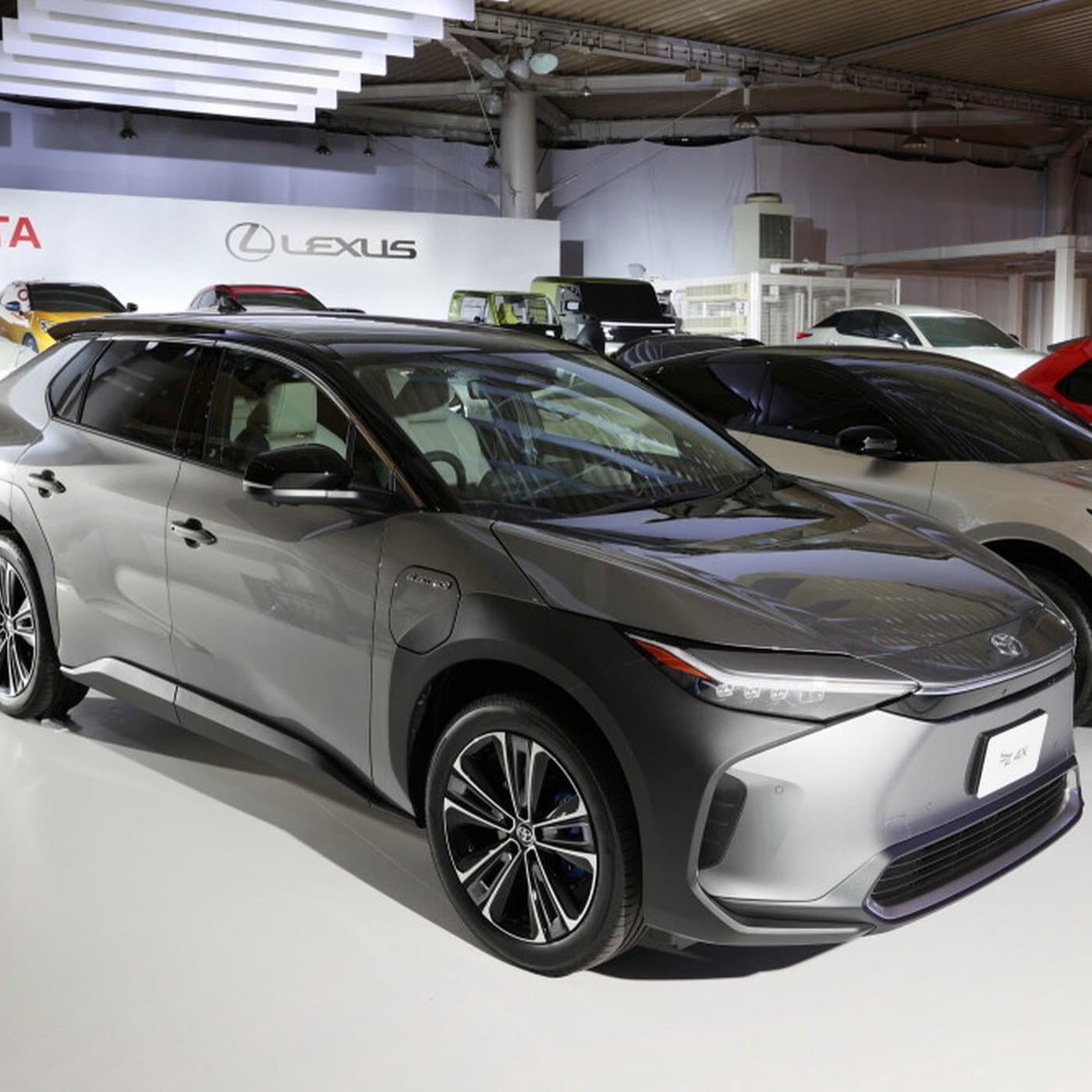 #047 Ambitious electric vehicle programme from Toyota - Colin on Cars cover