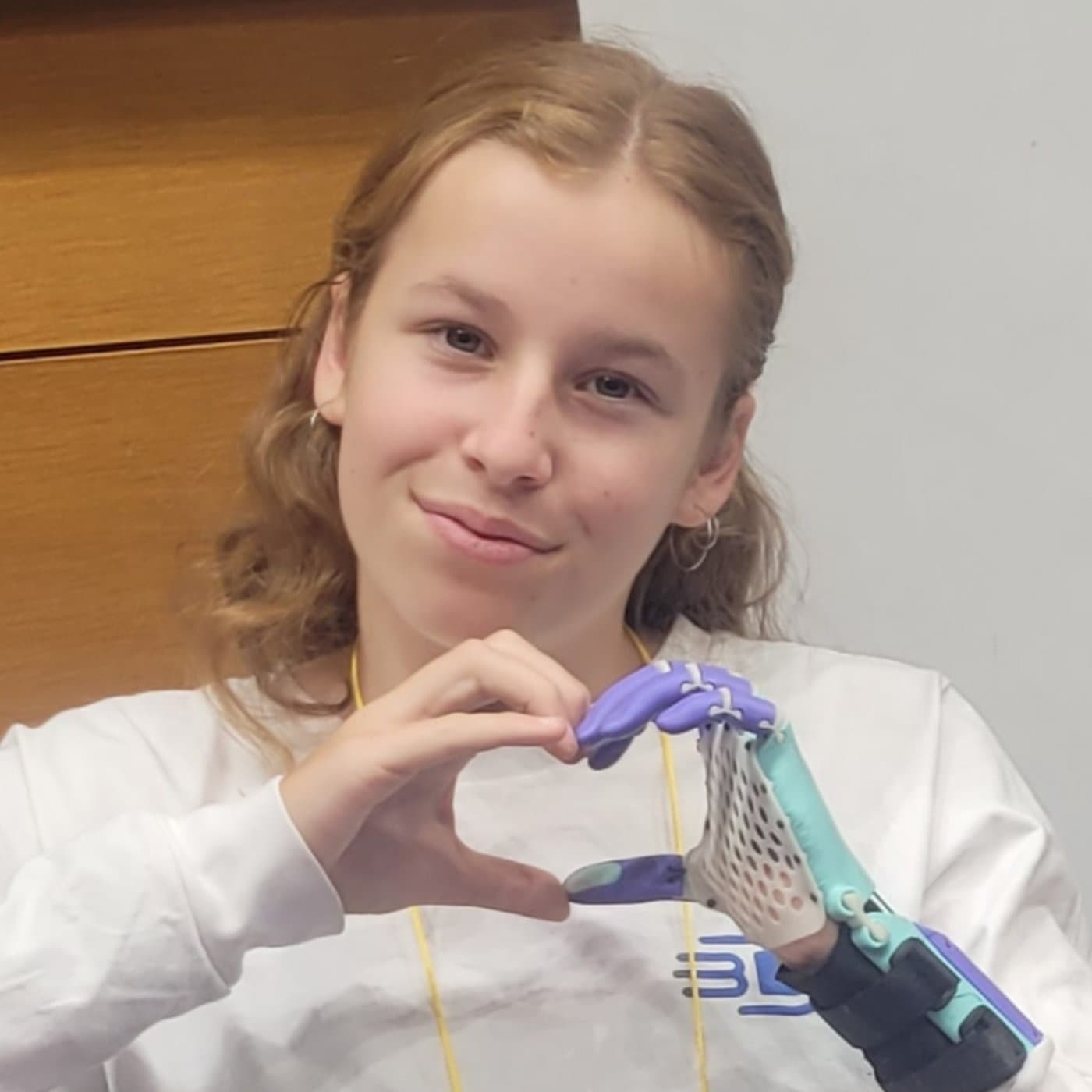 The Happy Pod: My friends made me a new hand - BBC cover