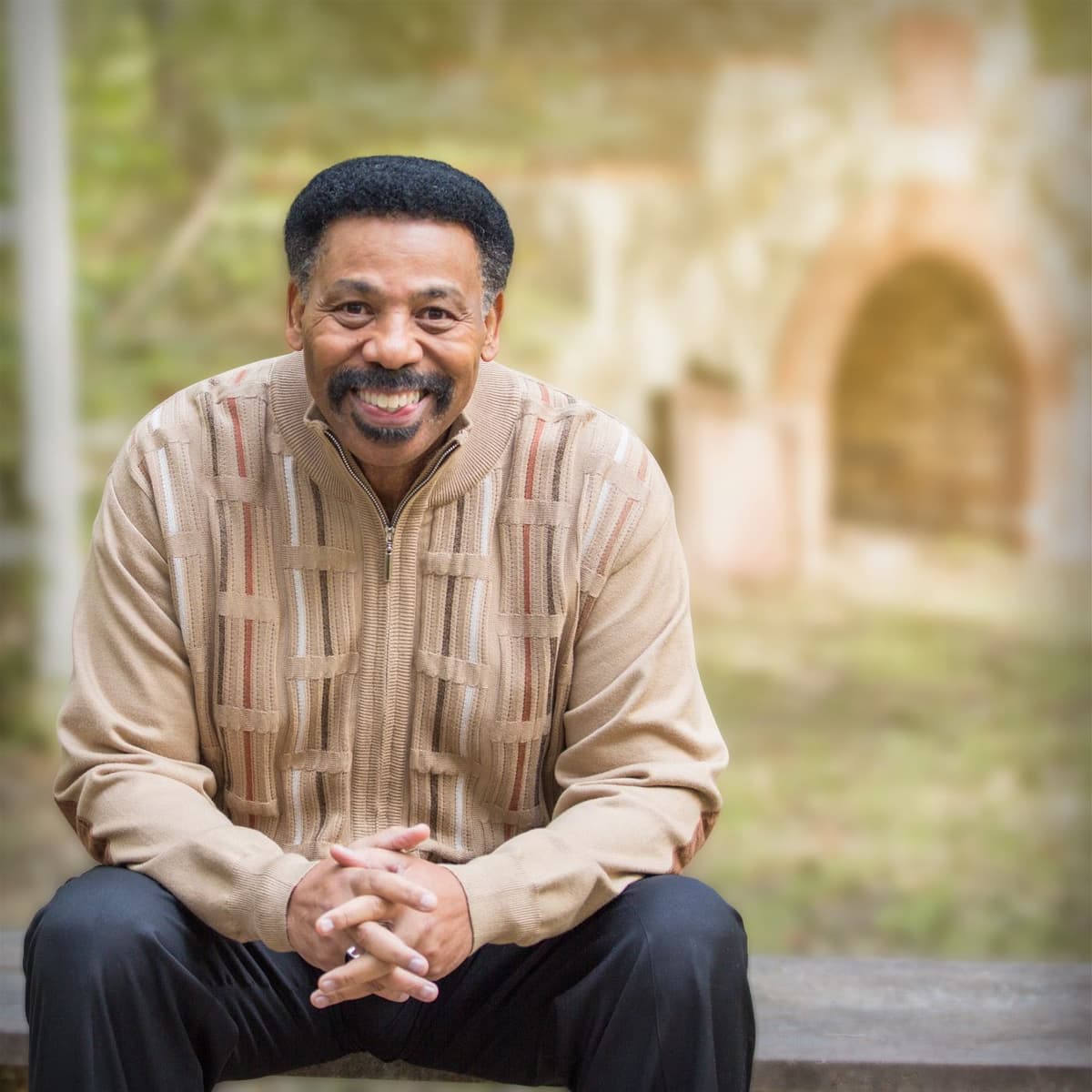 Encouragement that Calms Fears - Tony Evans' Sermons - Audio cover