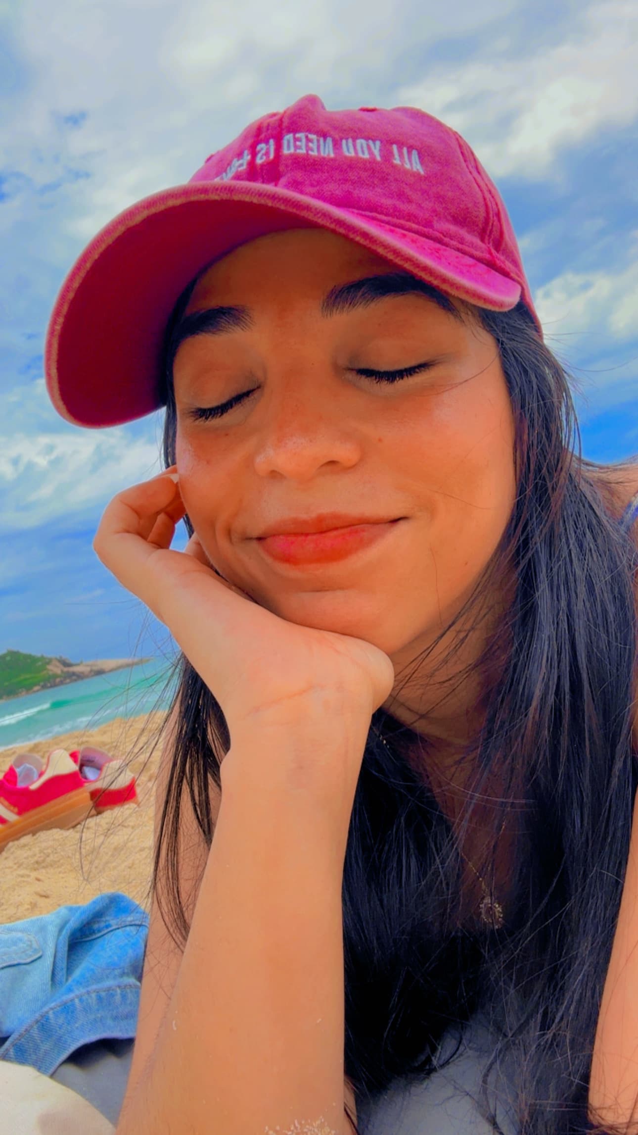 Mini vlog - New home, new country, new life ✨ - lunaticanto 3Speak Podcast cover