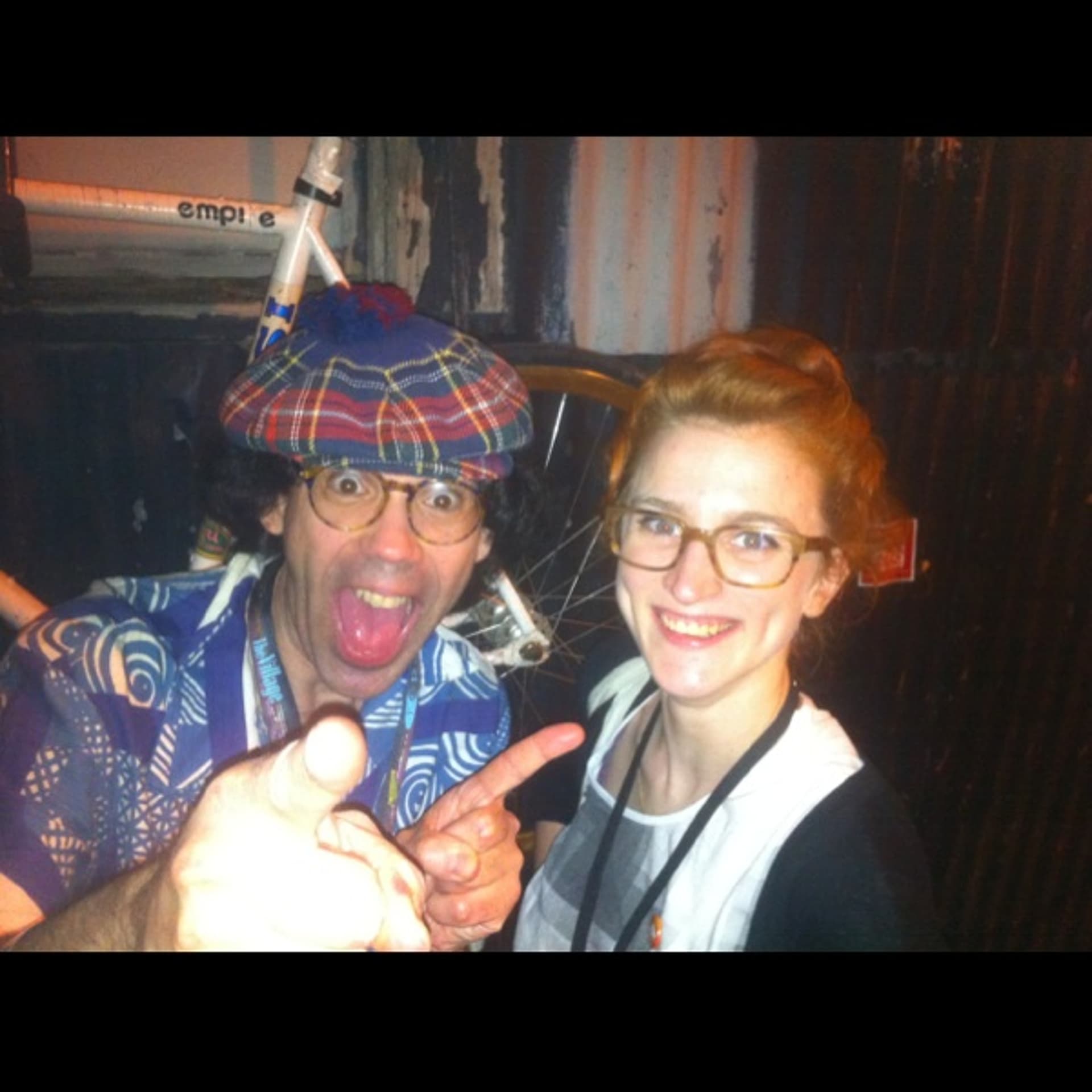 Nardwuar the human serviette - Bougie cover