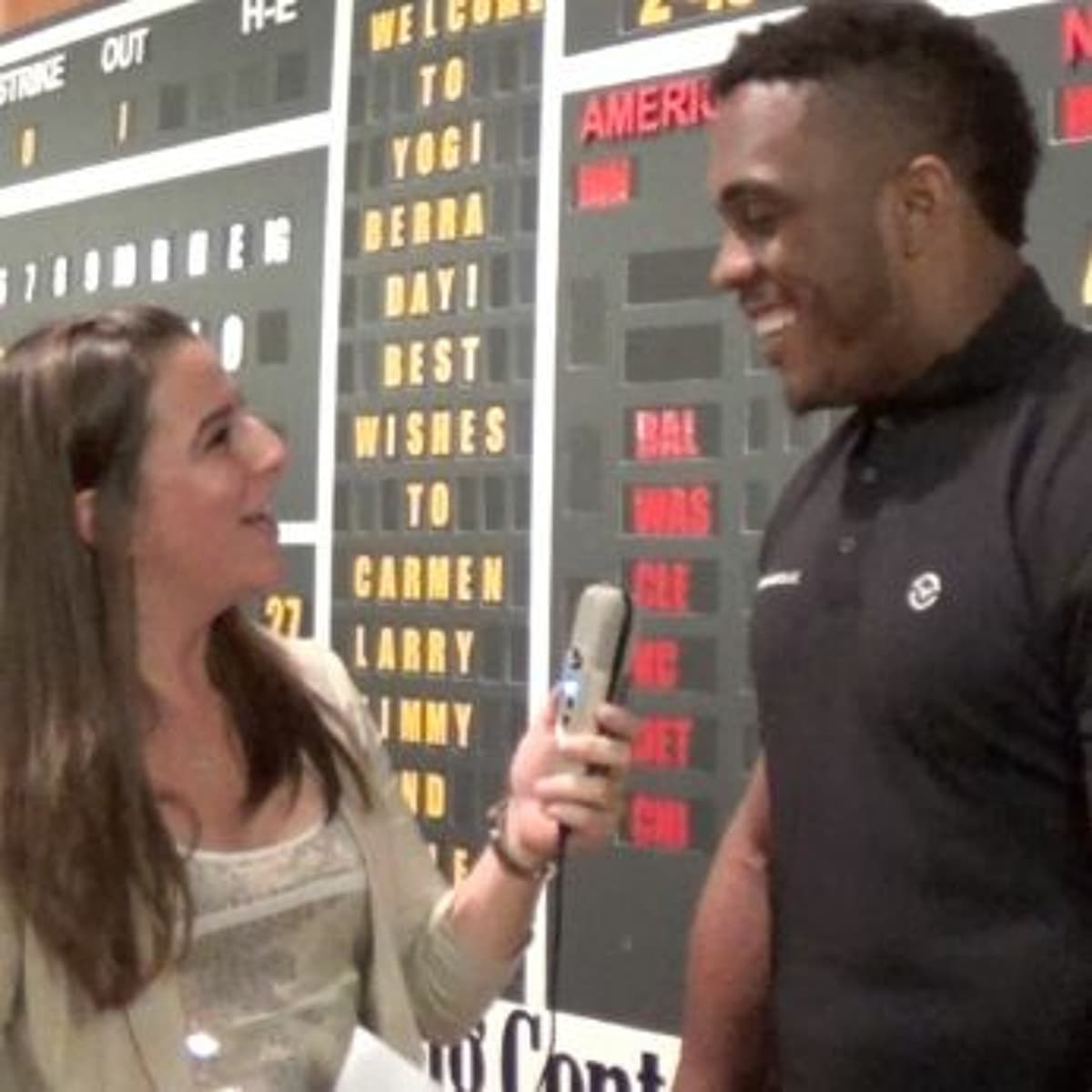 Devon Kennard - The Best in Sports News and Analysis, from Danielle McCartan cover