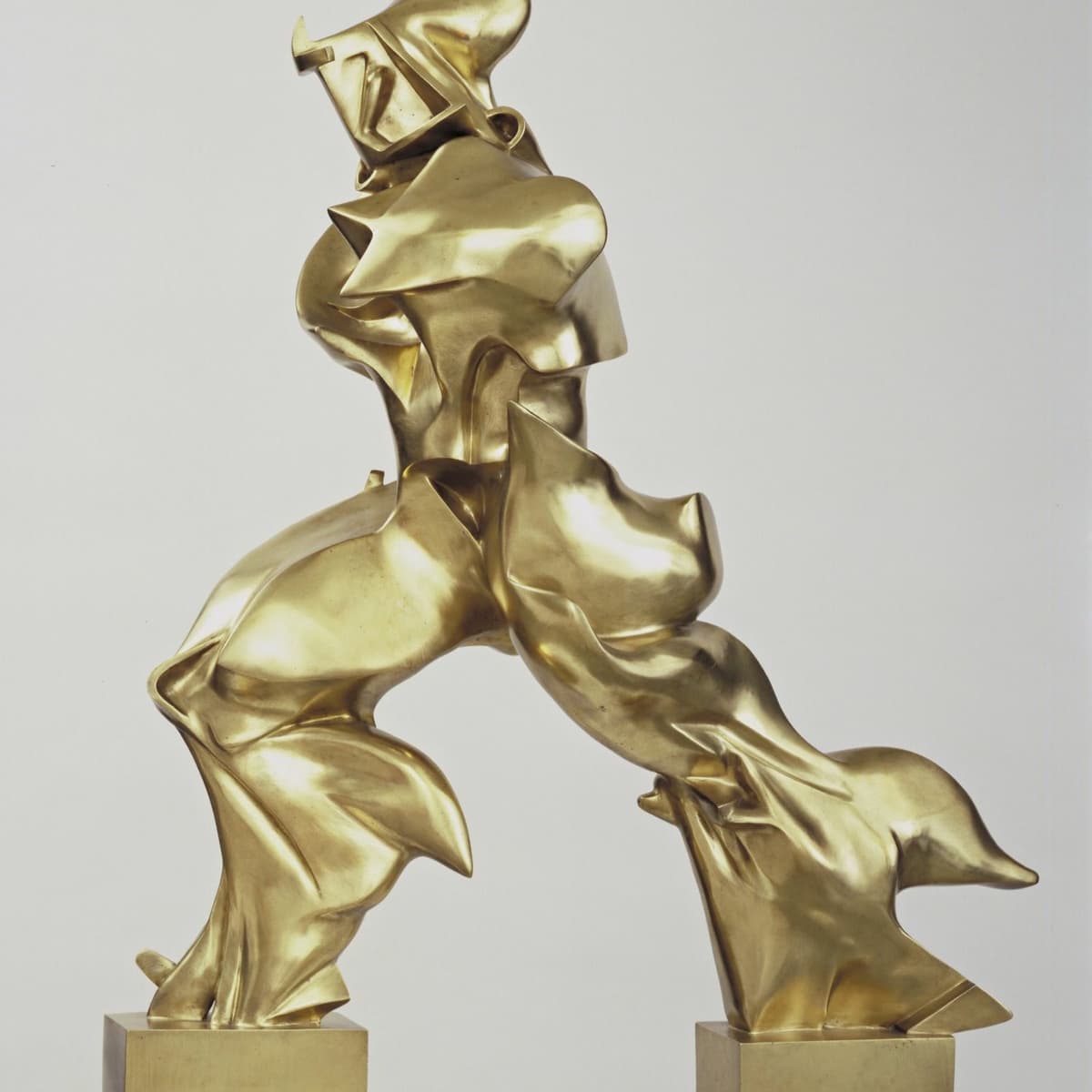 Ep. 23 - Umberto Boccioni's "Unique Forms of Continuity in Space" (1913) - The Lonely Palette cover