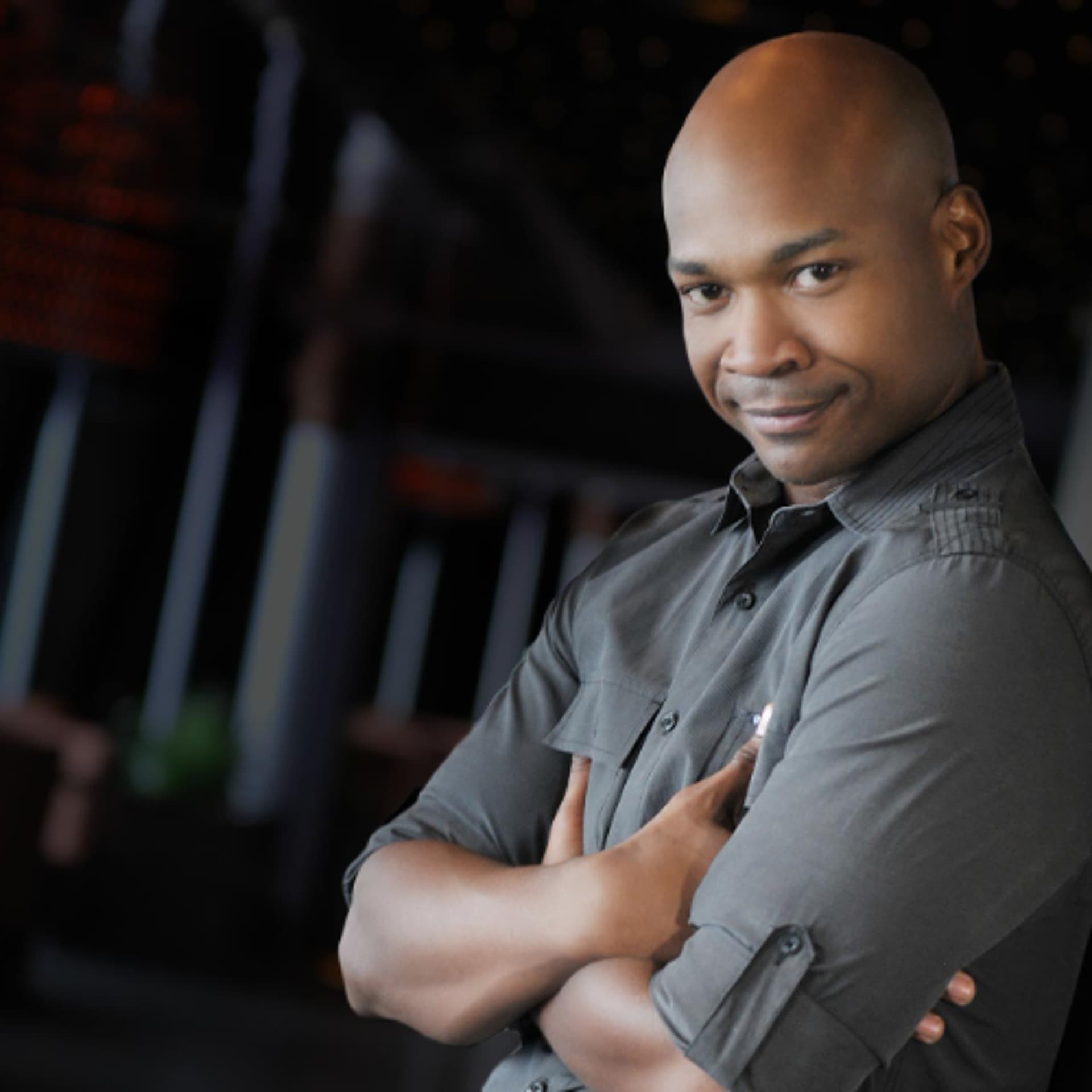 Episode 39: Nery Saenz - Comedy Fitness cover