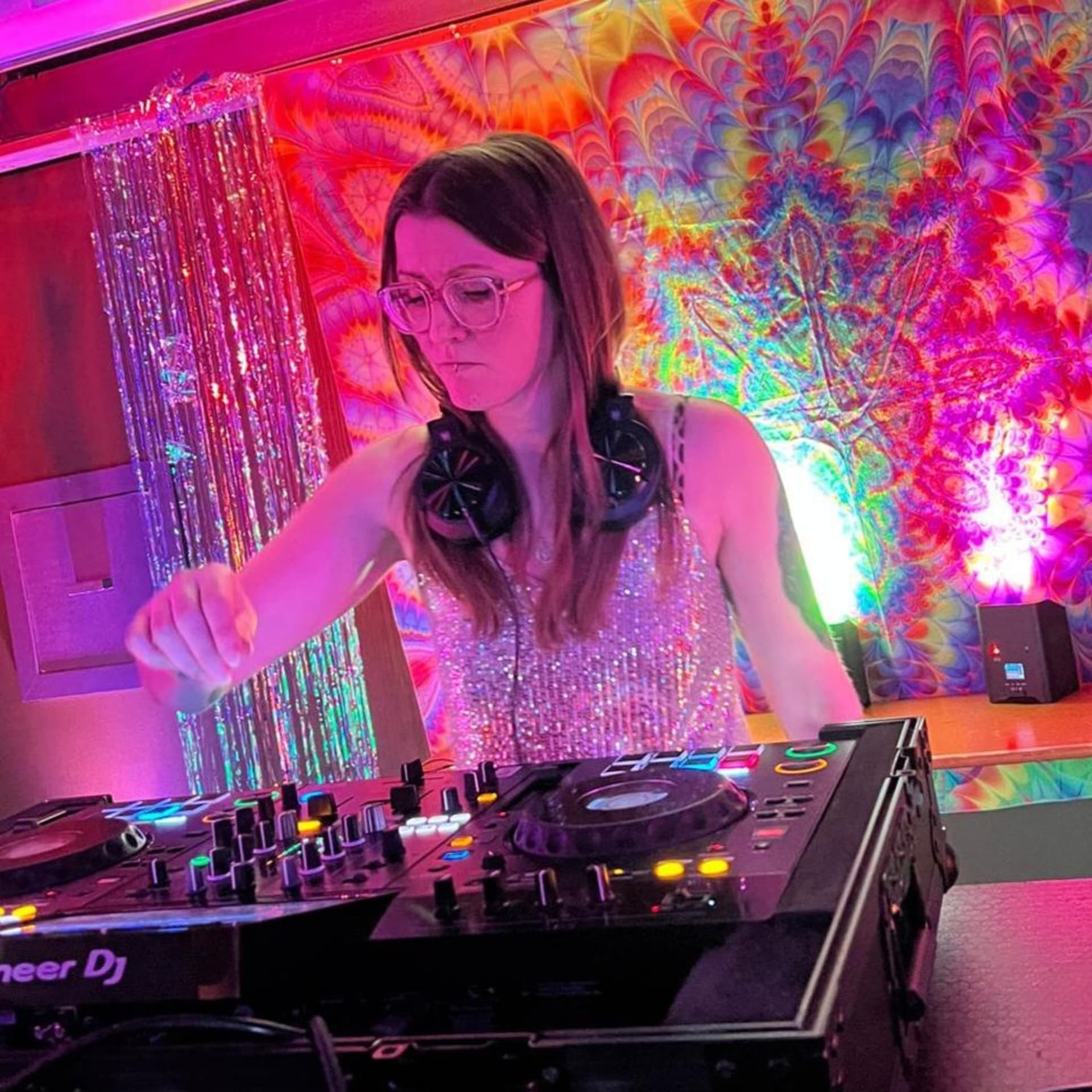AMY OMEN / TOXIC SICKNESS RESIDENCY SHOW #03 / MAY / 2026 — TOXIC SICKNESS RADIO SHOWS cover
