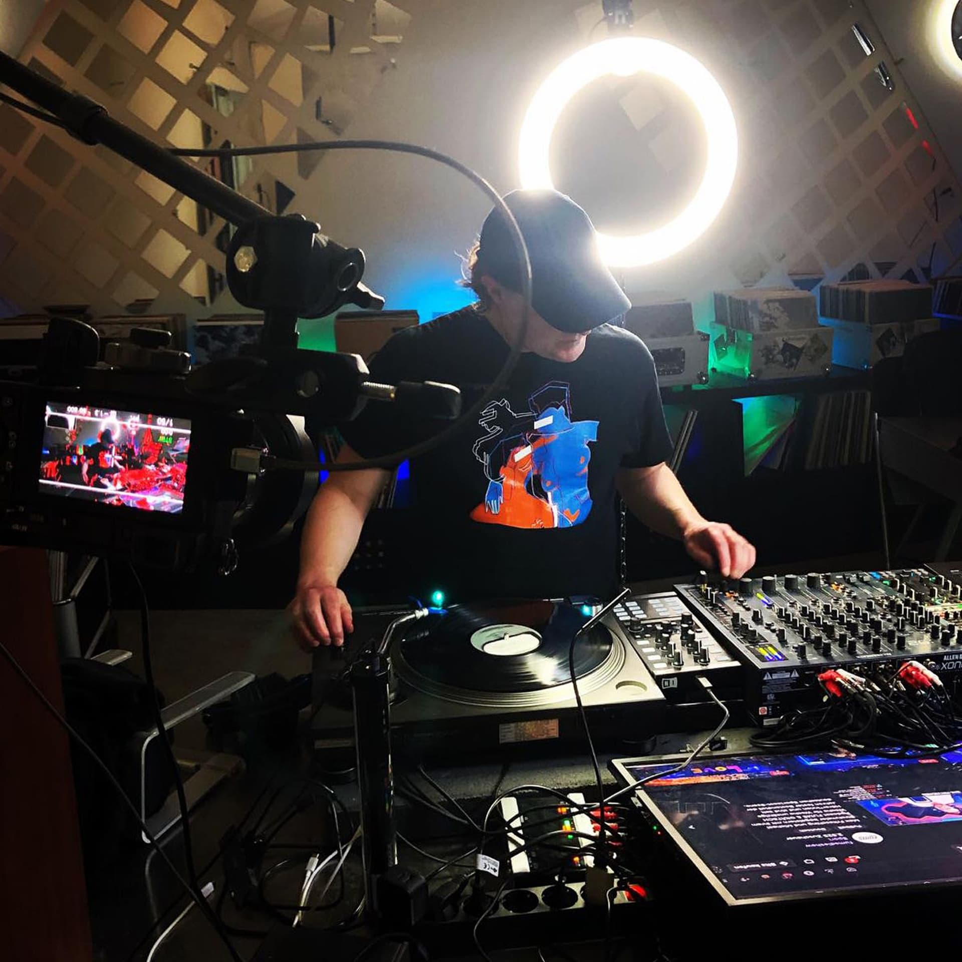 Owain K : The 'Shine A Light On' Mix - Ransom Note cover