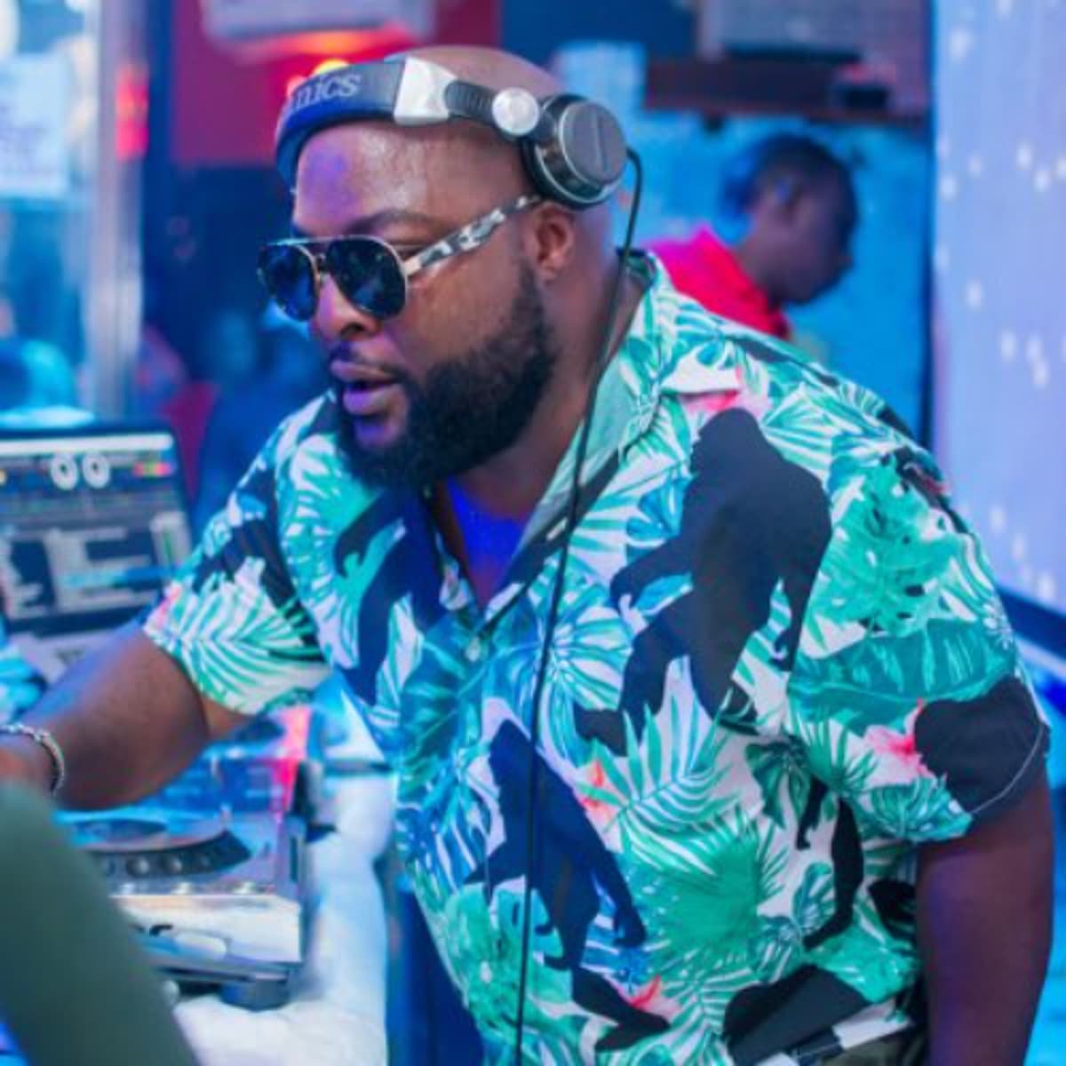 DJ UV Live at Oyster Bay 15th Feb 2026 - Sunday Chill - Capital FM cover