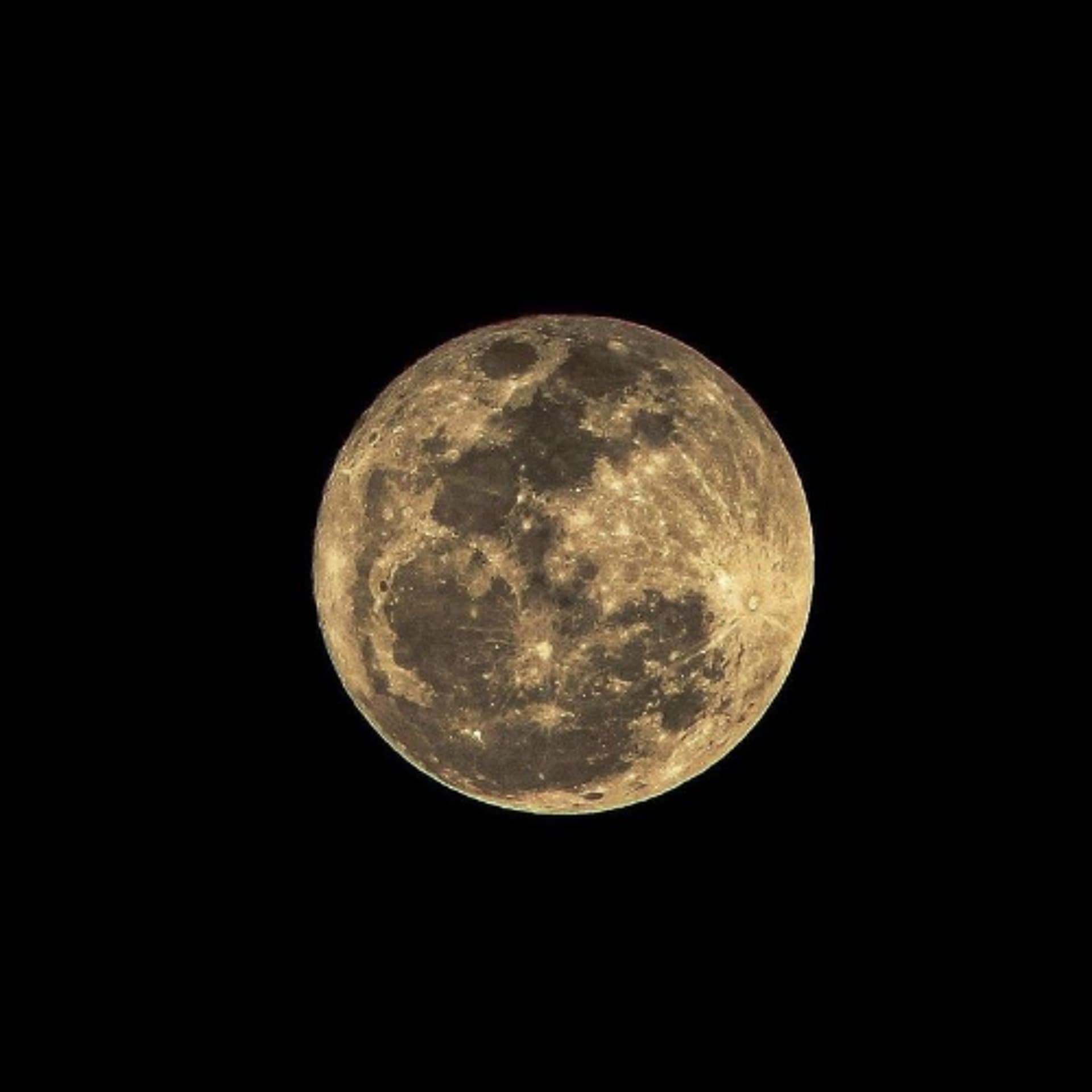 Full Moon — Alexander Nuzhdin cover