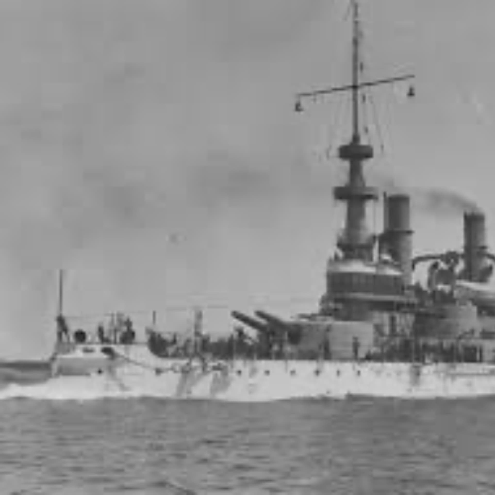 Episode 405 - The USS Massachusetts, America's Dumbest Battleship — Lions Led By Donkeys Podcast cover