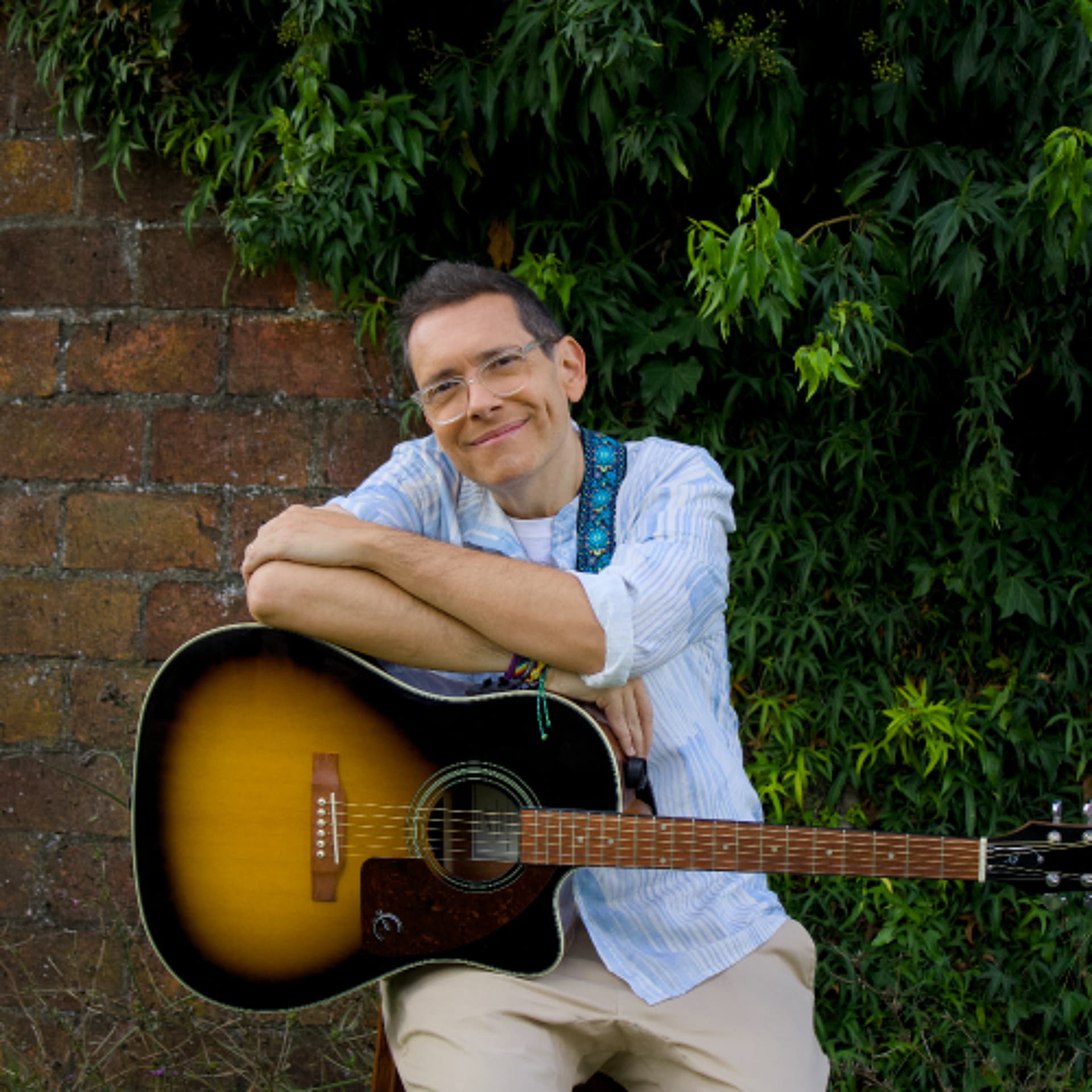 Recomendación Musical - Entrevista a Lesel — RADIOMÁS cover
