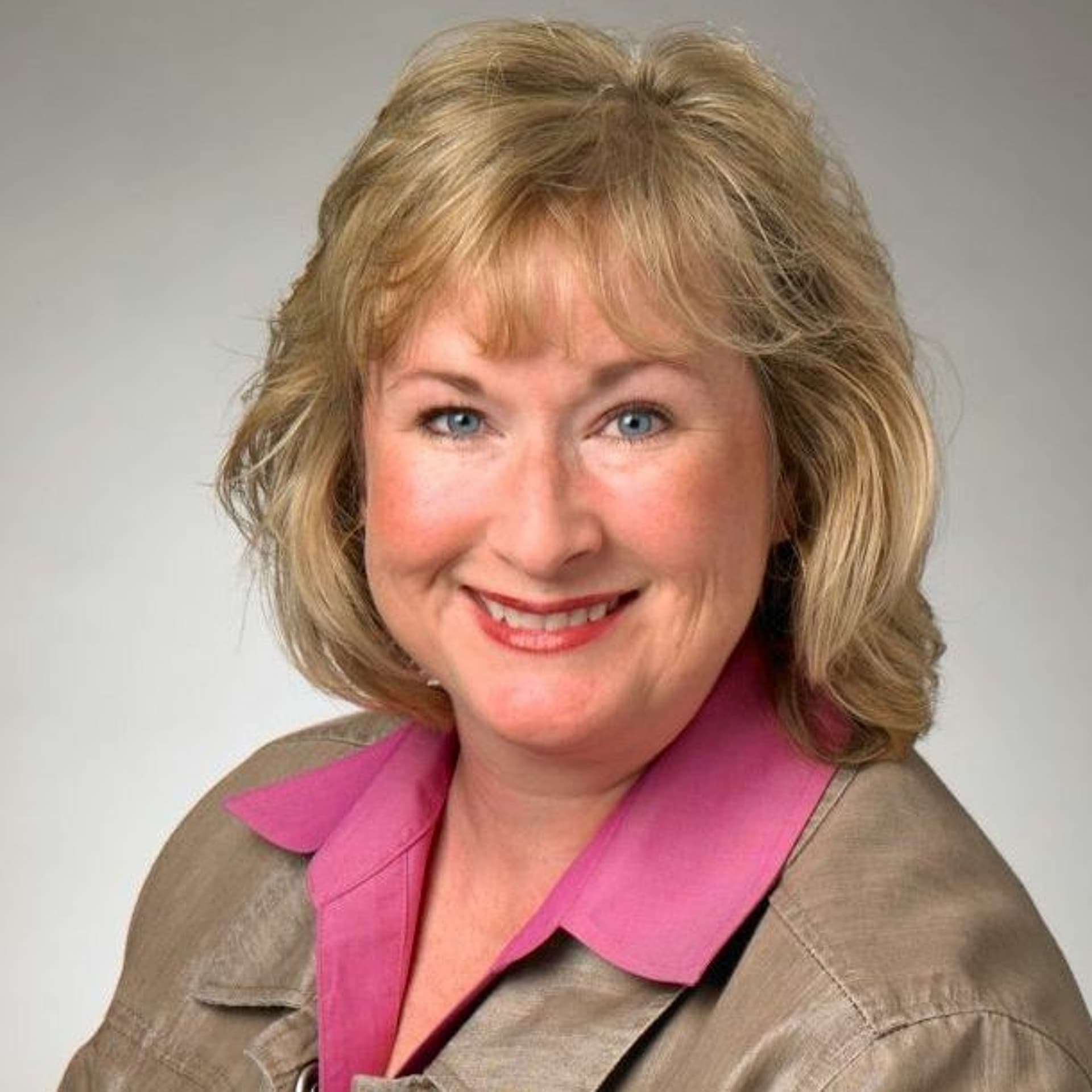104 - Linda Rutherford, EVP, Southwest Airlines - Airlines Confidential Podcast cover