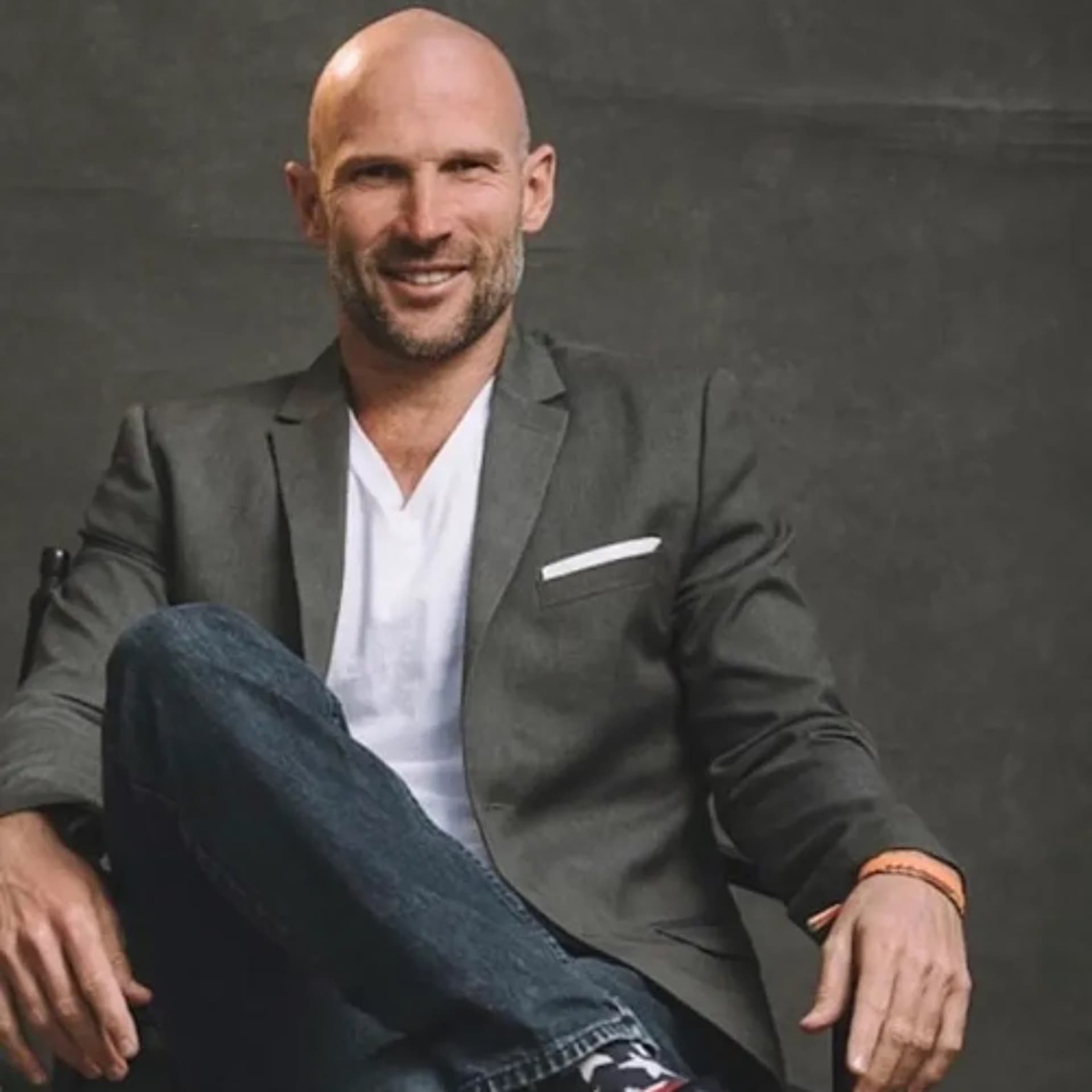 James Swanwick - How to Break Your Drinking Habit Before It Destroys Your Relationships & Success - Addicted2Success cover