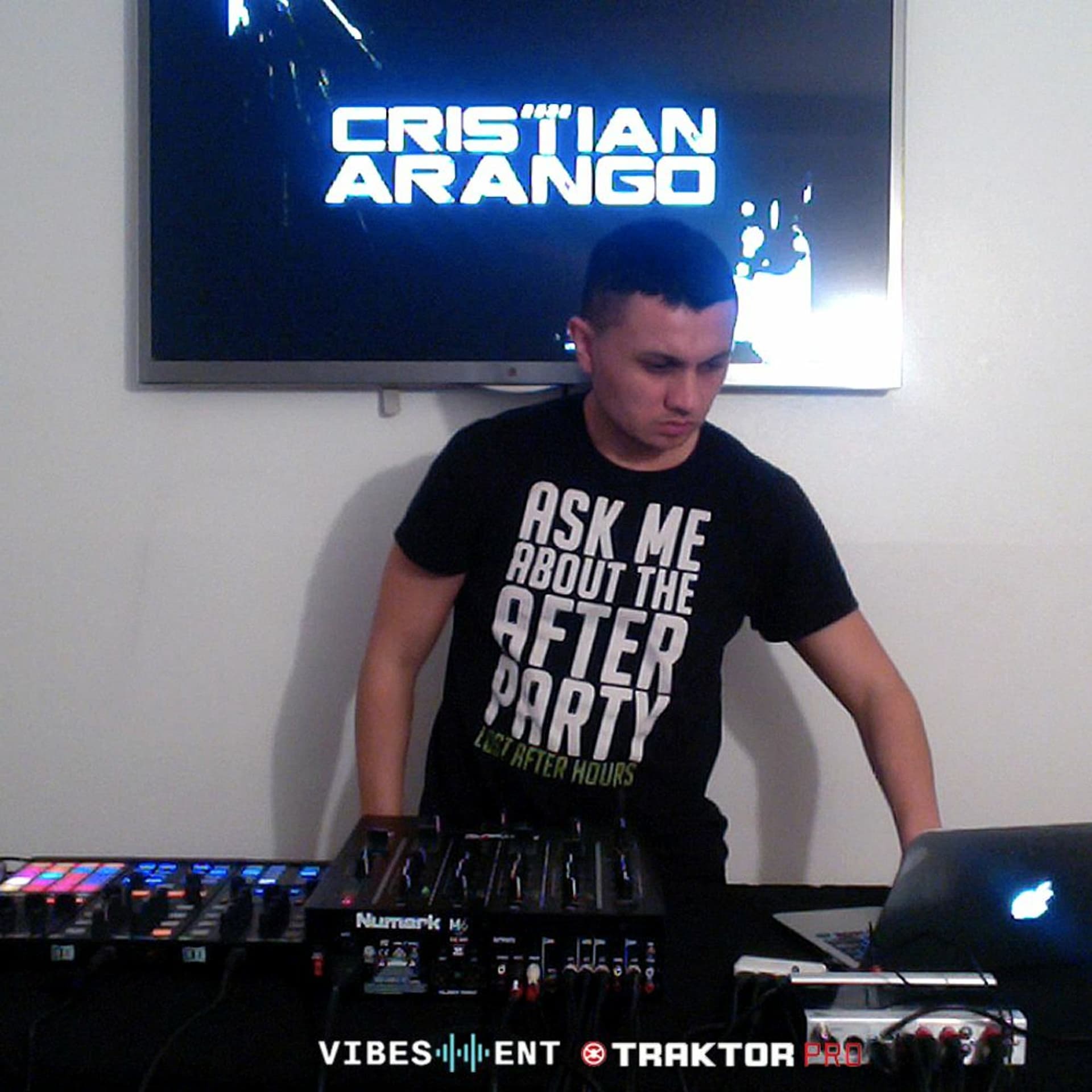 Cristian Arango - Quarantine Essentials Live Streaming - Cristian Arango cover