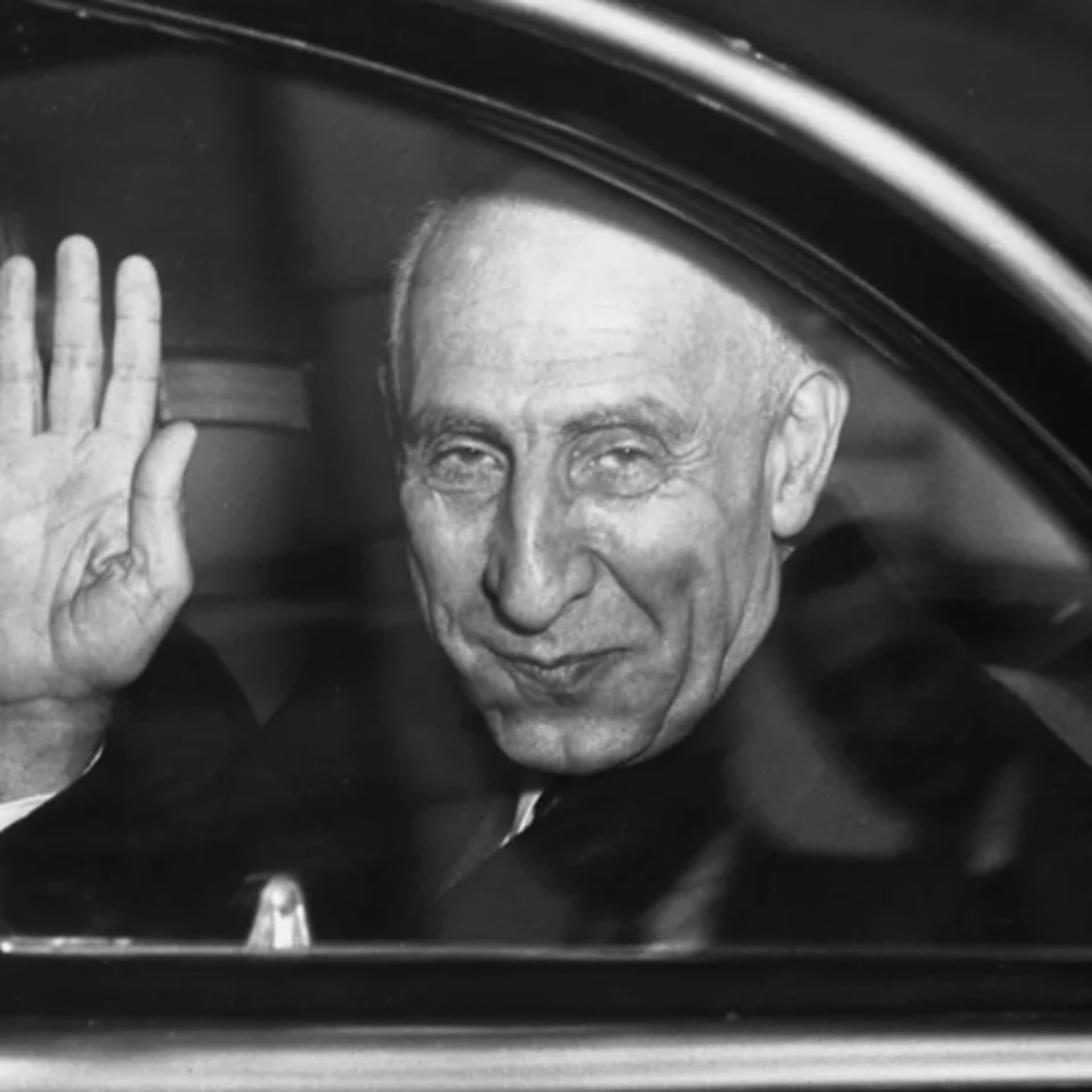 #696 - End of Empire (w/ Violet Lucca) - Michael and Us cover