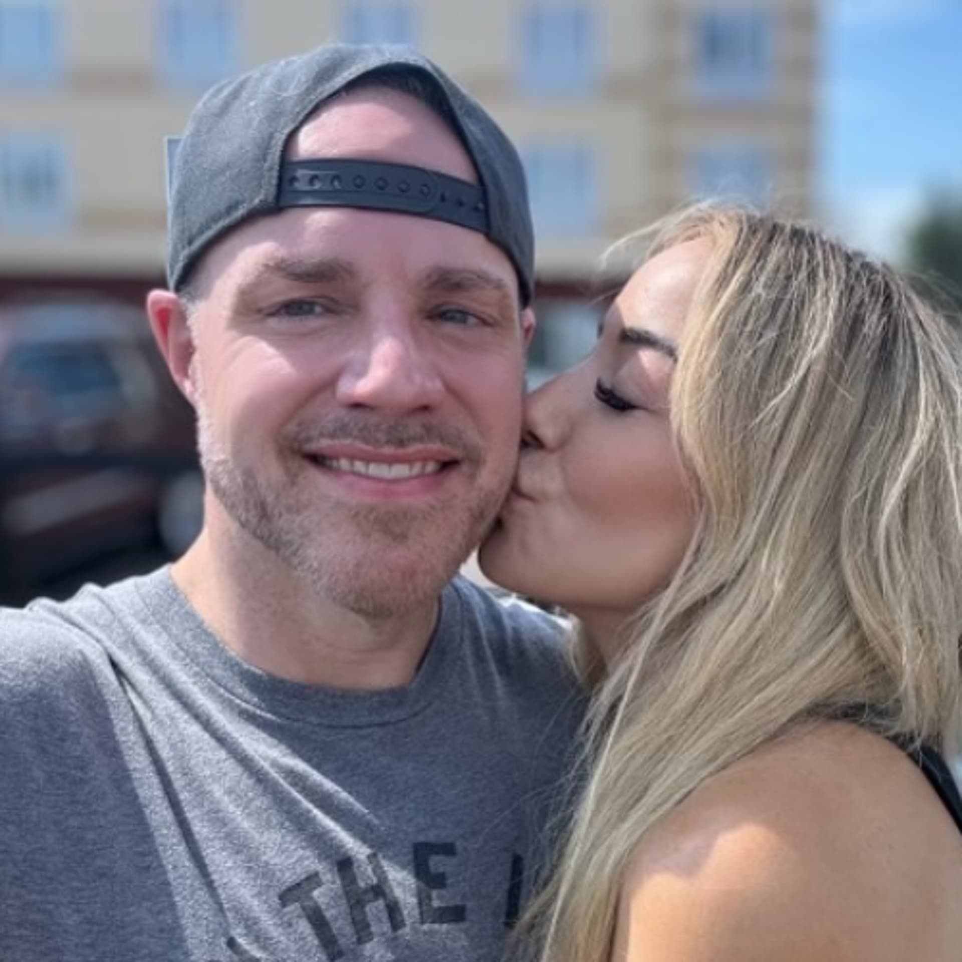 Retain More Clients As A Lash Artist - Olivor Lash Podcast cover