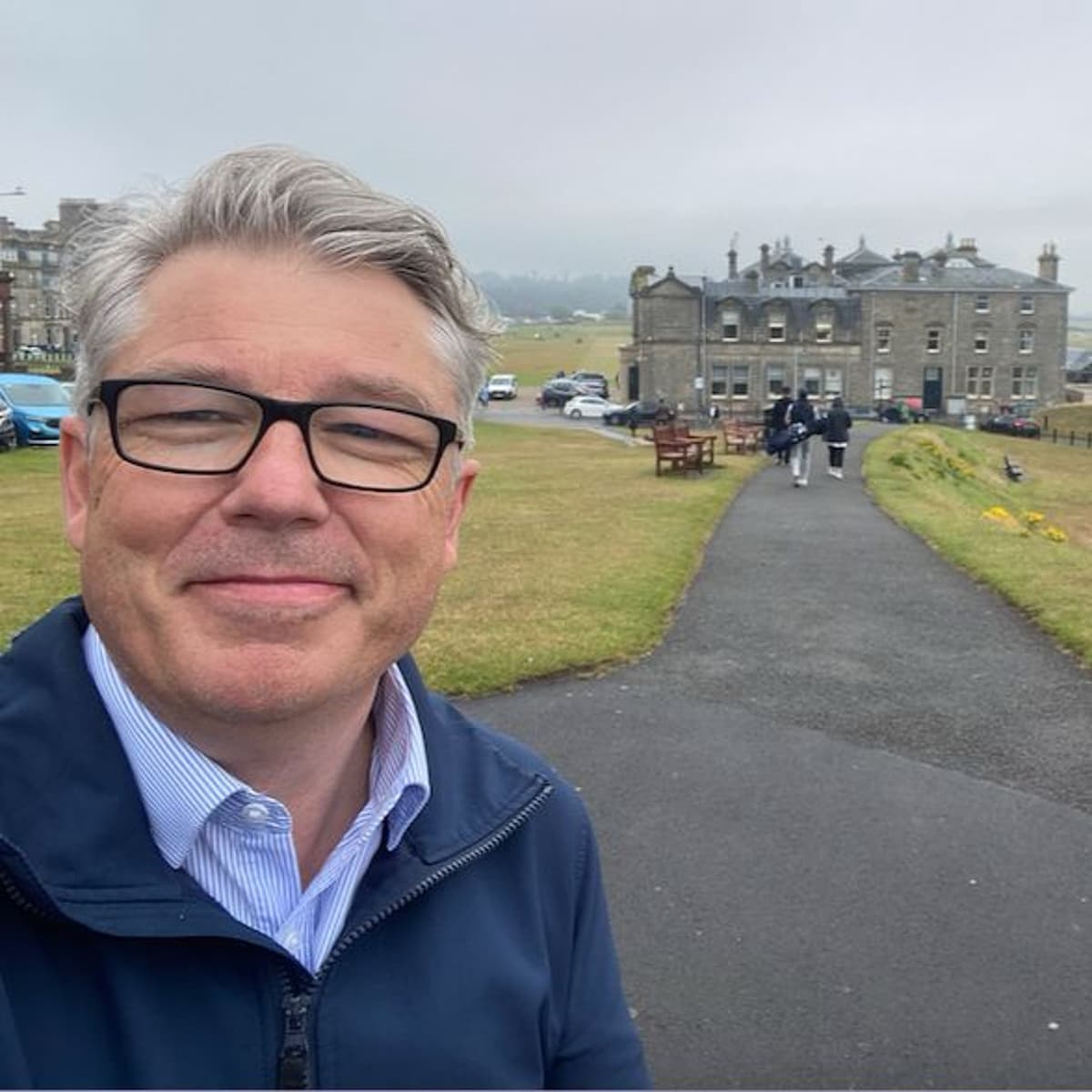 Beginning in grace - The Father we never knew cover