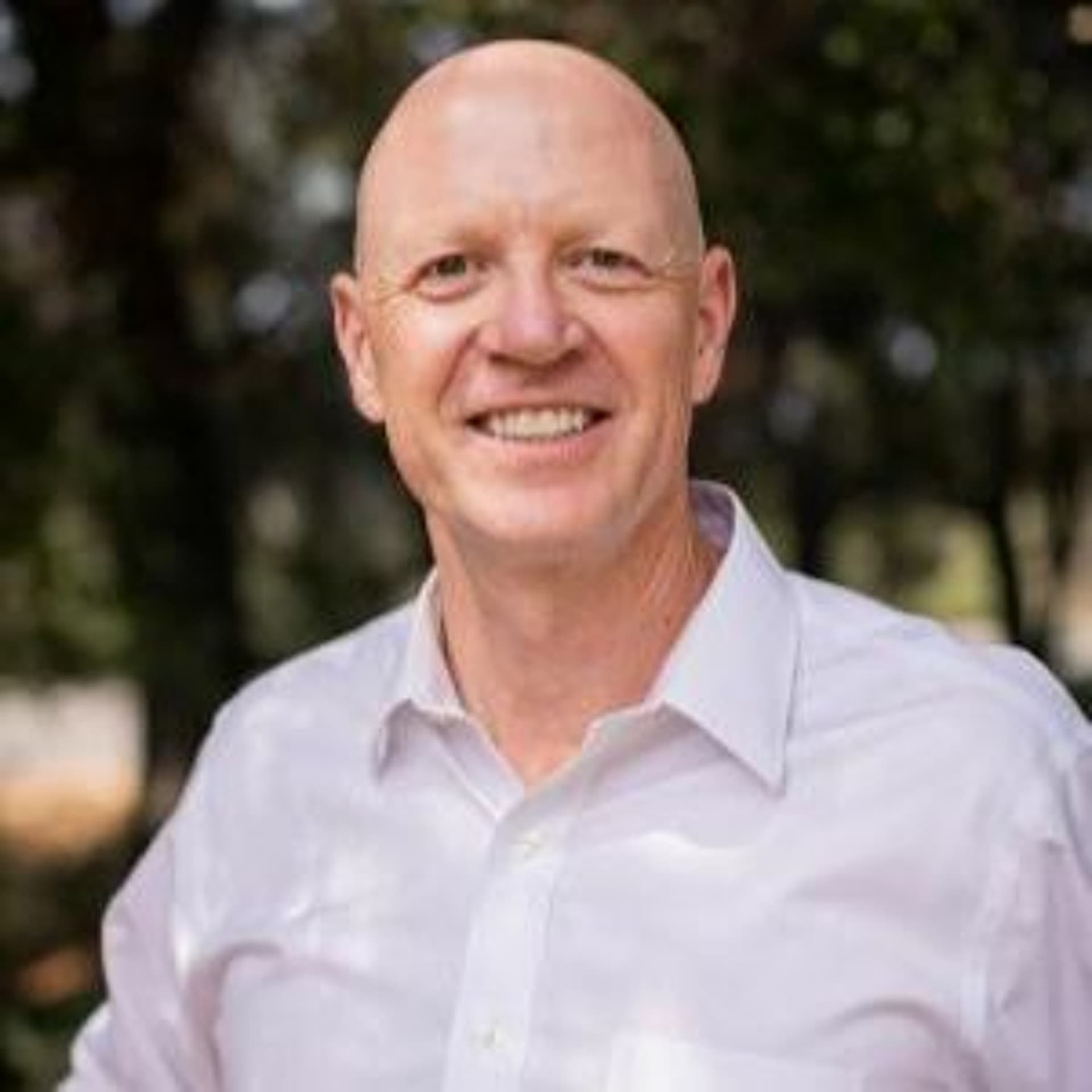 S2E18. Leif Wenar on Unity and the Resource Curse - Free Range with Mike Livermore cover