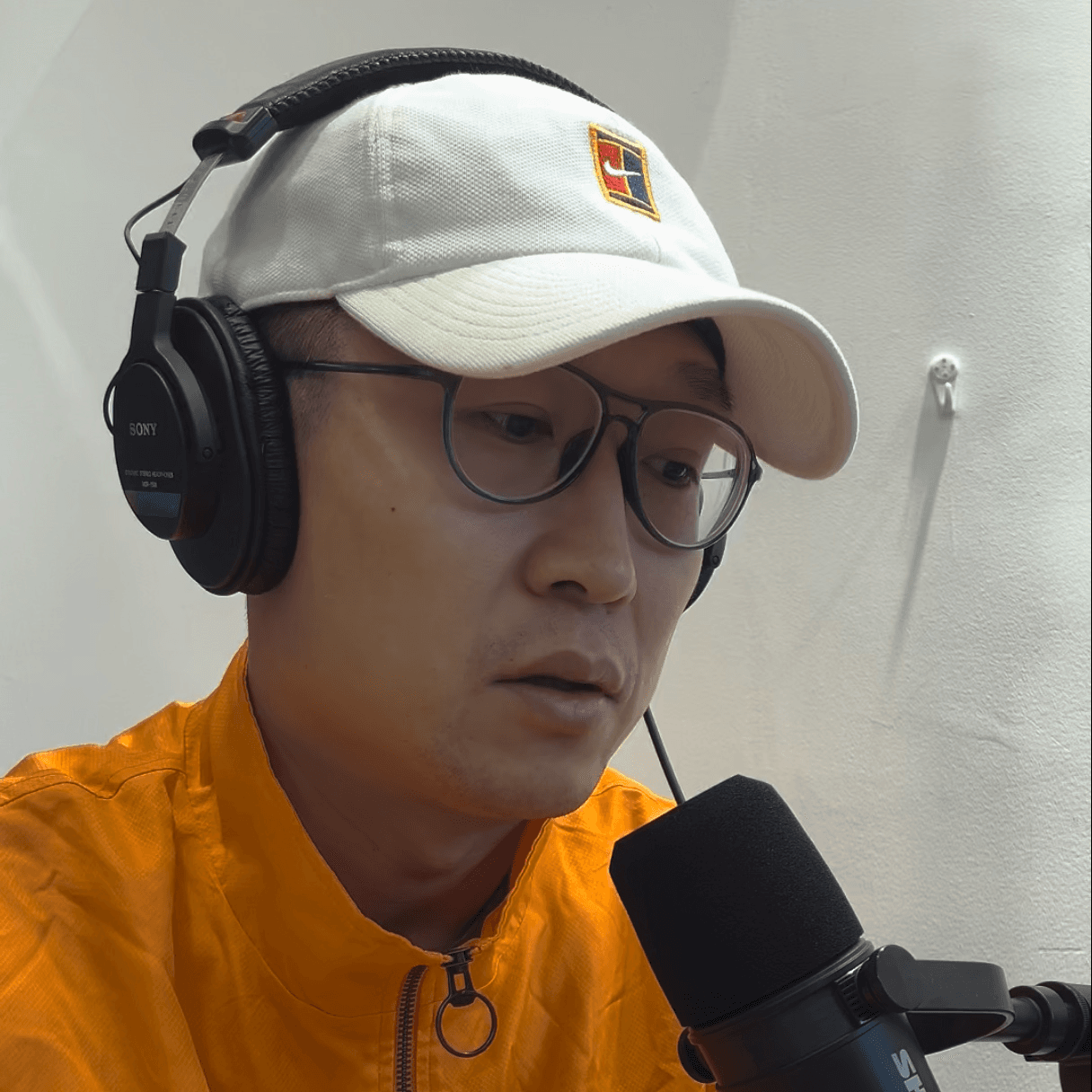 070 - 小红书上的中美对账 - AndrewGuan cover