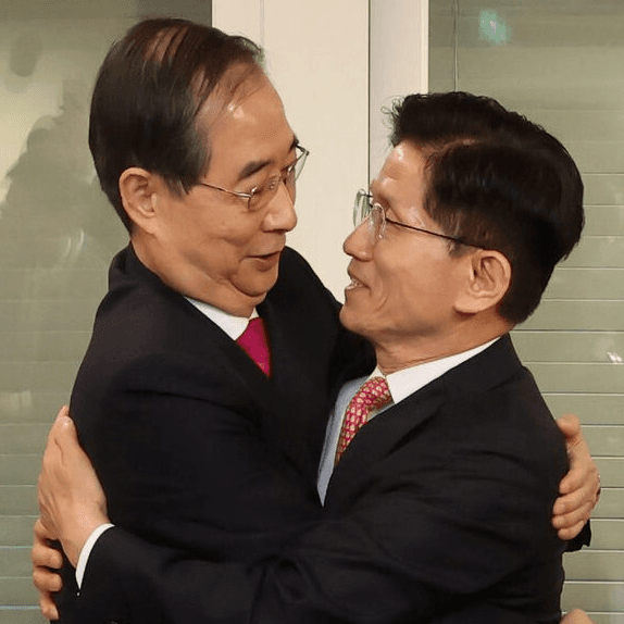 51 详解韩国保守派选前内斗：“工具人”金文洙VS“稻草人”韩德洙 - 正文三台 cover