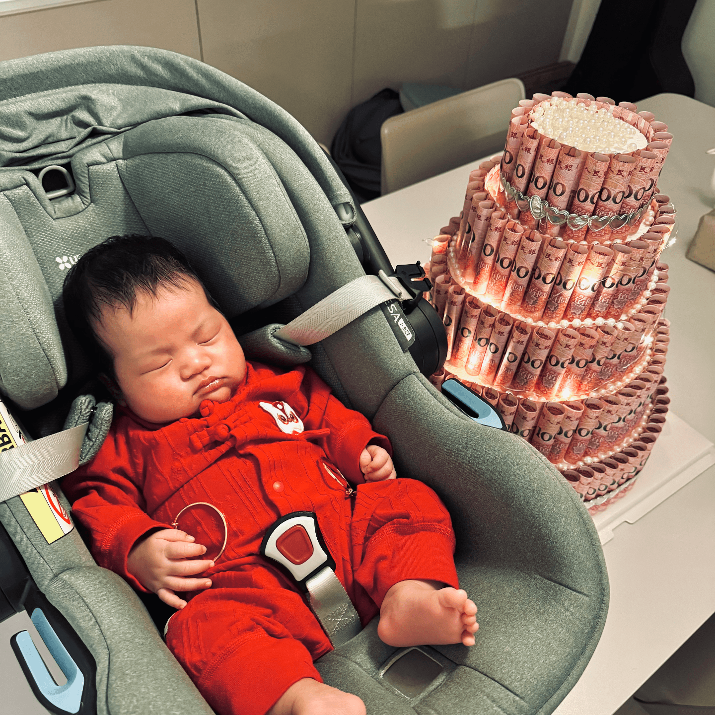 史蒂夫说454期 - 如何在父母面前真的长大：春节回家心理退行应对指南 - 史蒂夫说 cover