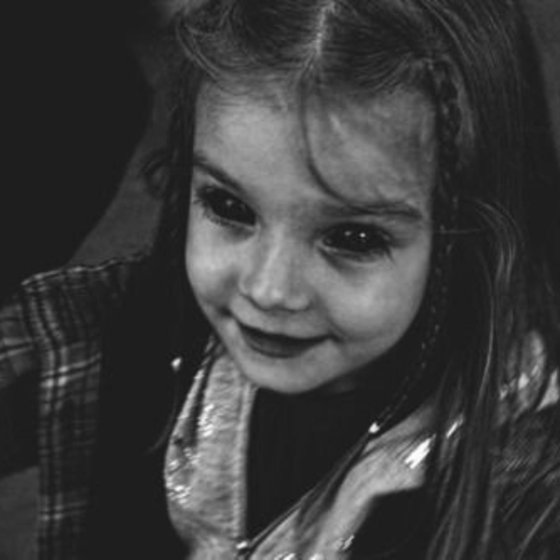 Black Eyed Children and Other Paranormal Phenomena - Mysterious Radio: Paranormal, UFO and Lore Interviews cover