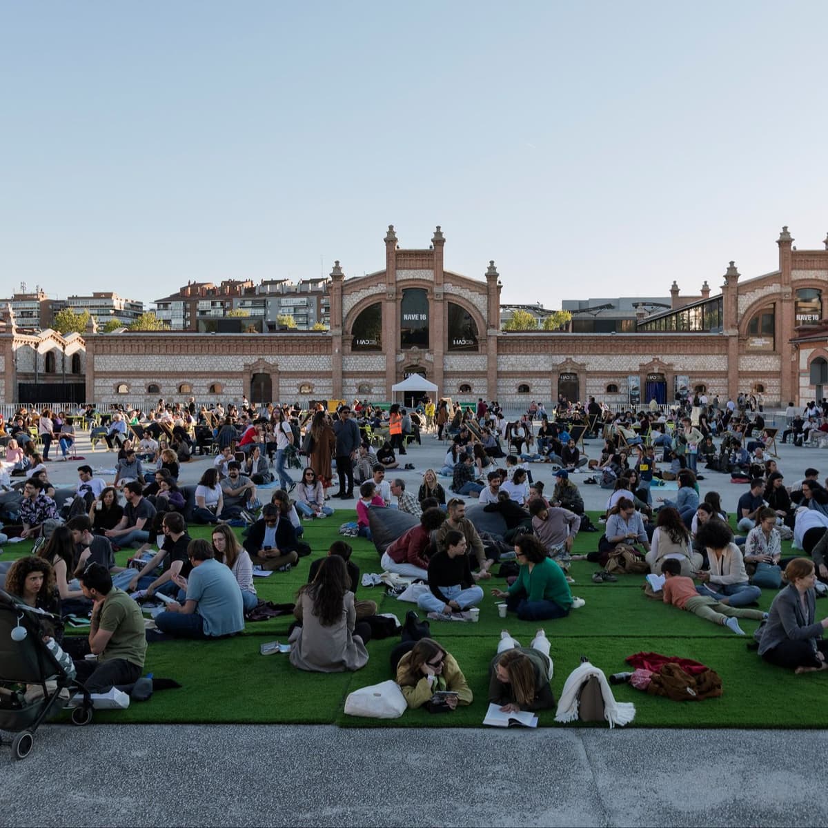 Reportajes en Radio 5 - La fiesta de la lectura compartida - 05/04/25 - Reportajes en Radio 5 cover