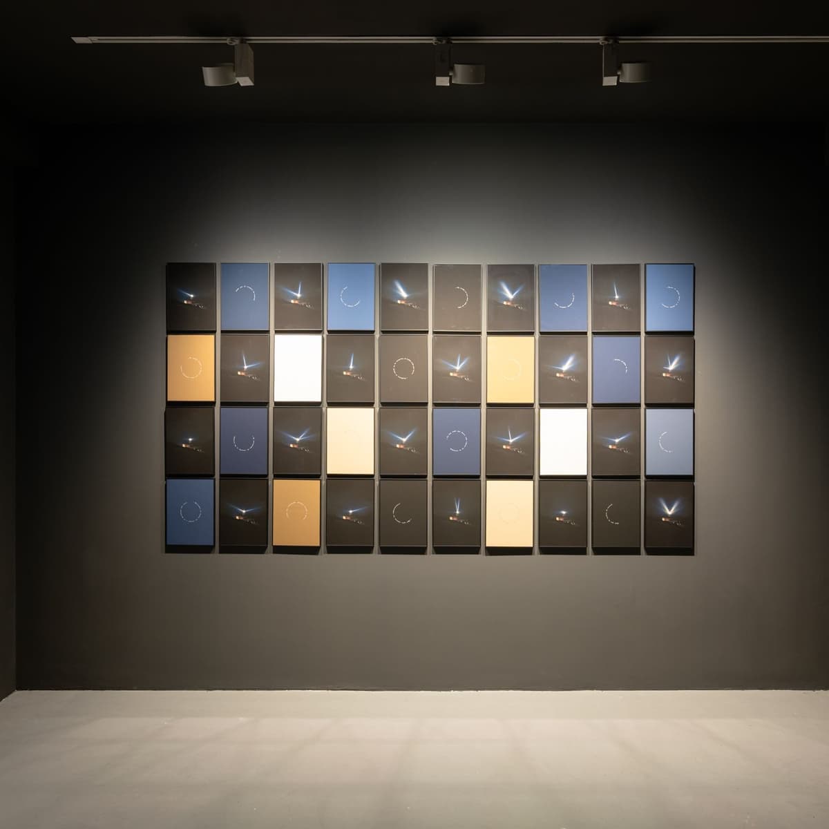 Hora América en Radio 5 - 'Finisterre' una exposición que une a México con España - 08/02/26 - Hora América en Radio 5 cover